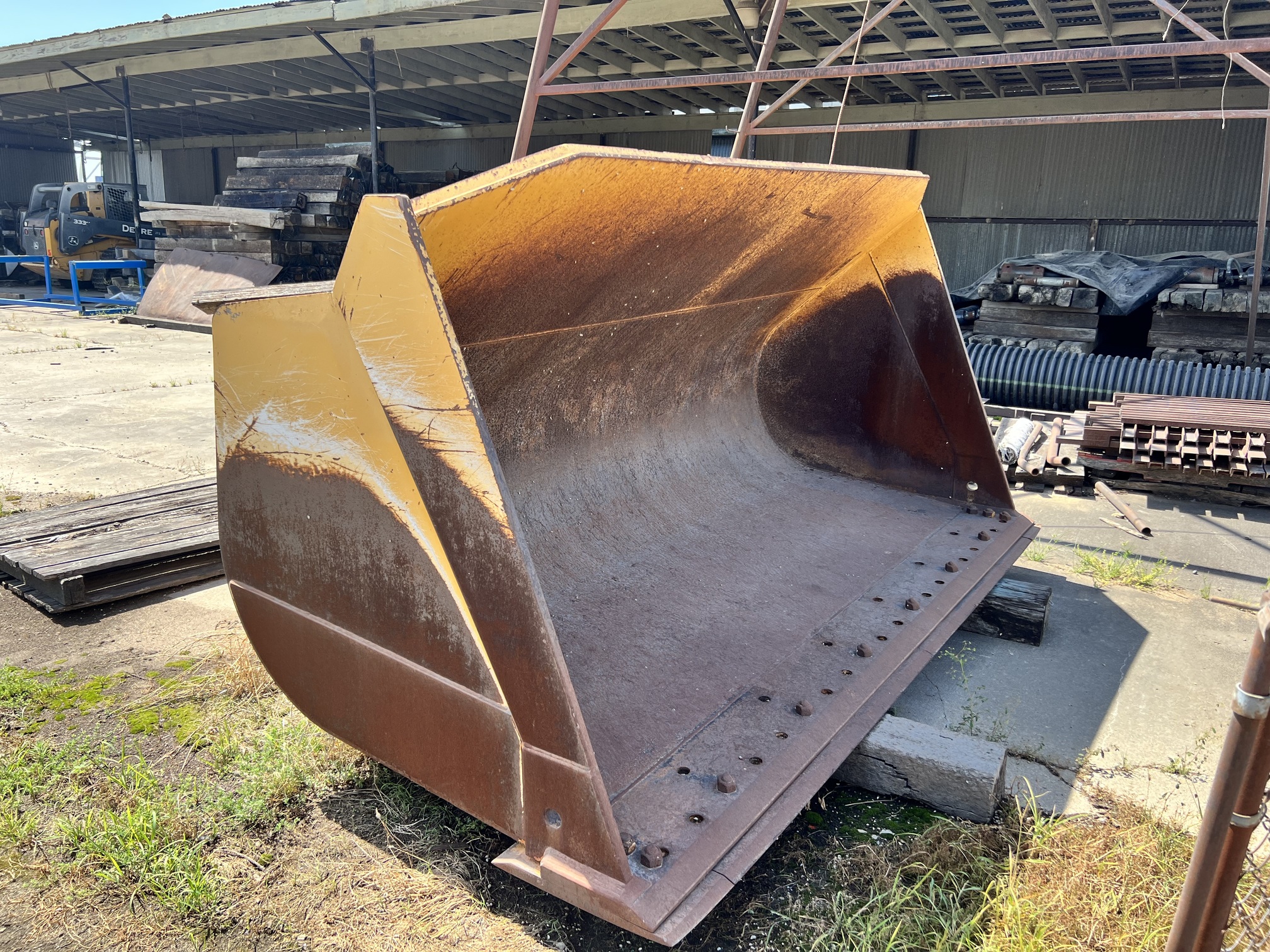 2015 DEERE 824K - Image 35