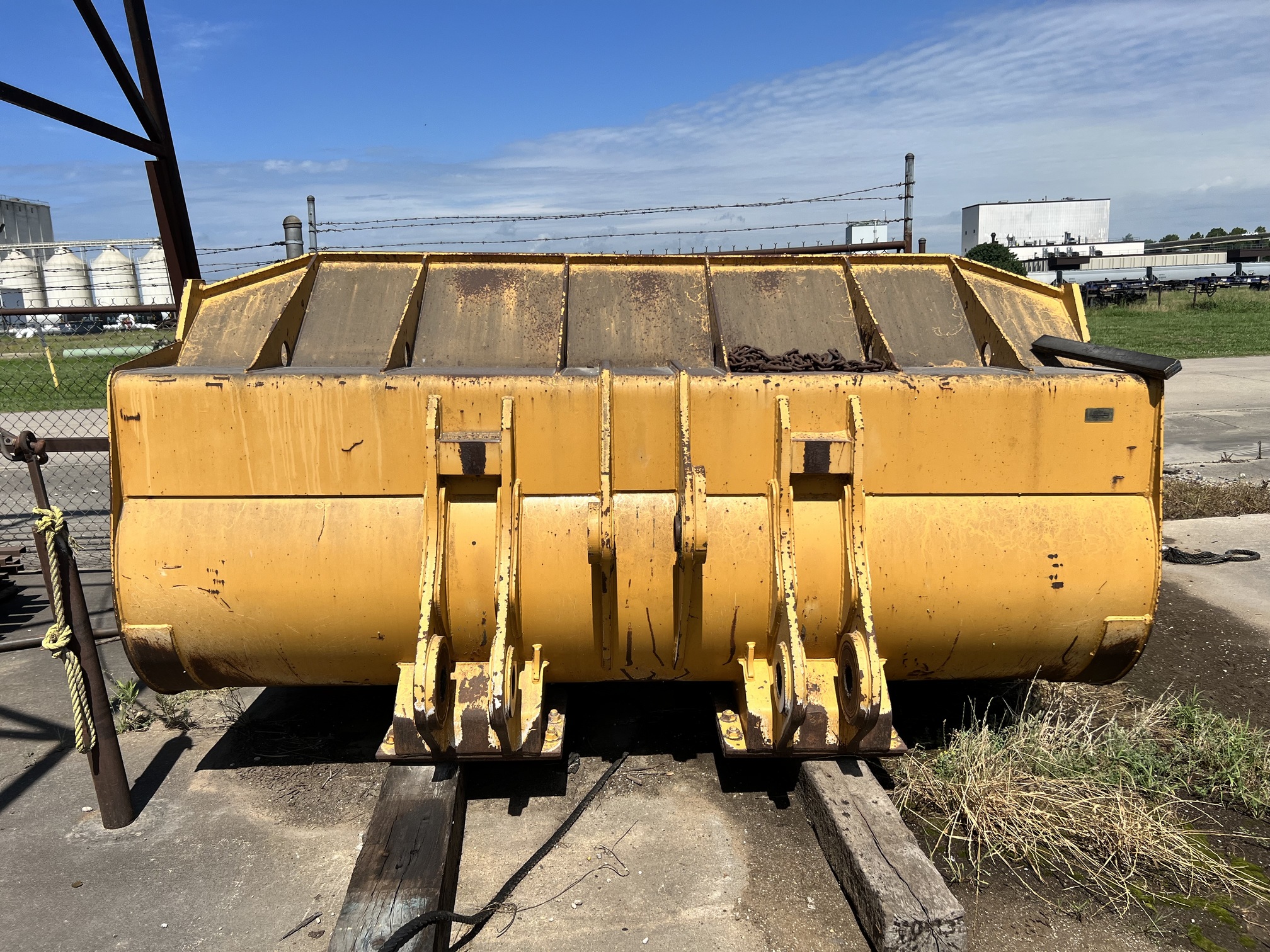 2015 DEERE 824K - Image 36