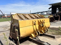 2015 DEERE 824K - Image 37