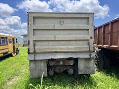 1997 INTERNATIONAL F4900 - Image 4