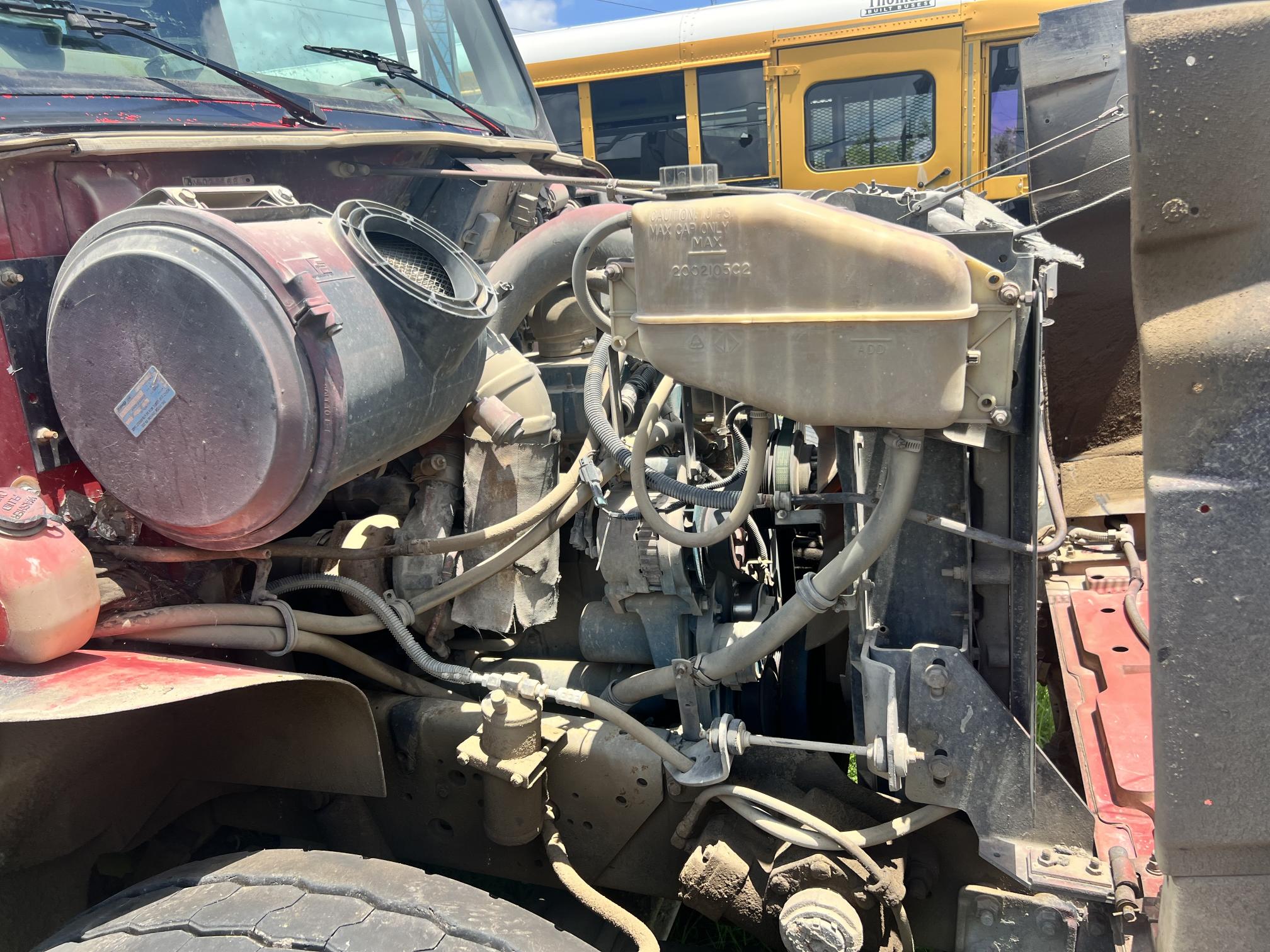 1997 INTERNATIONAL F4900 - view 14 of 19