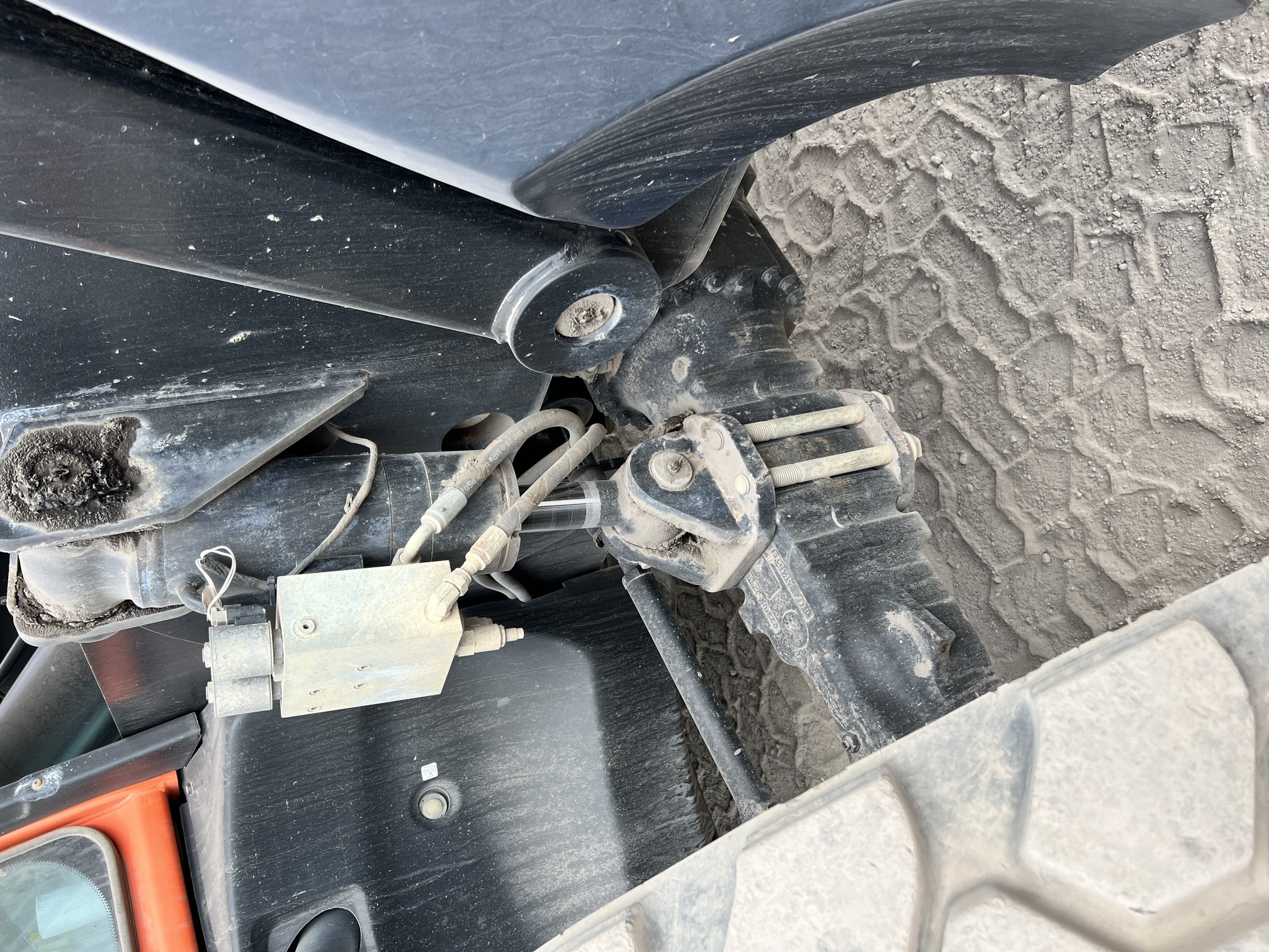 2017 JLG 1255 - Image 18