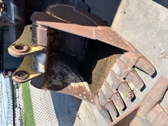 2011 DEERE 450D LC - Image 40