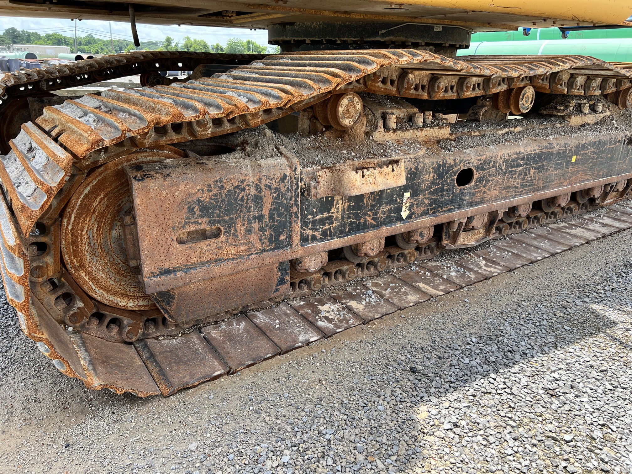 2011 DEERE 450D LC - Image 17