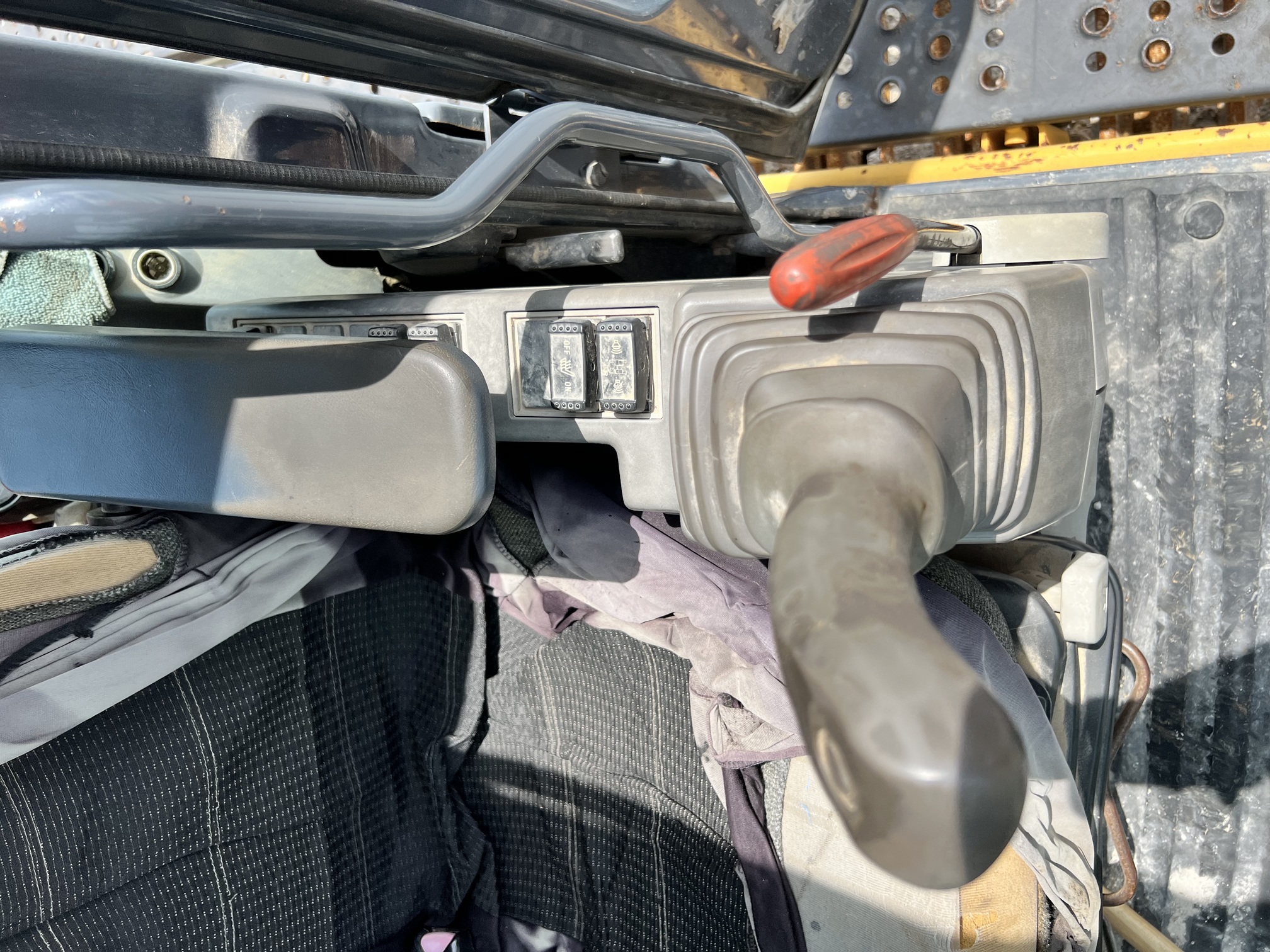 2011 DEERE 450D LC - Image 27