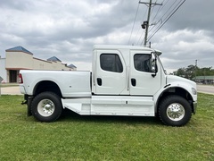 2014 FREIGHTLINER M2 Sport Chassis - Image 2