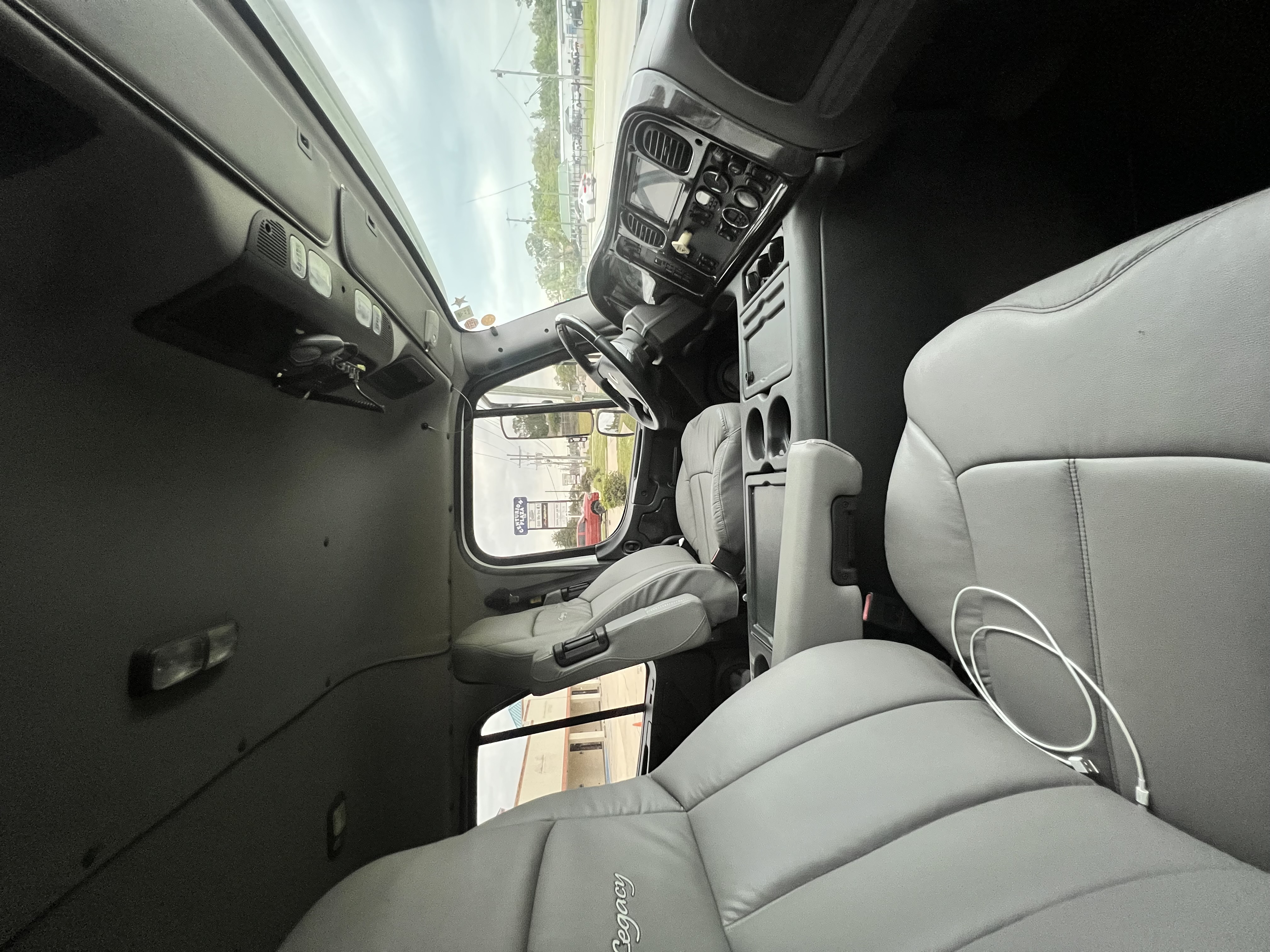 2014 FREIGHTLINER M2 Sport Chassis - Image 25