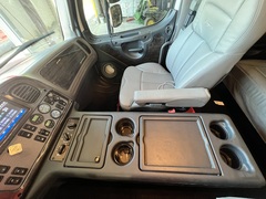 2014 FREIGHTLINER M2 Sport Chassis - Image 32