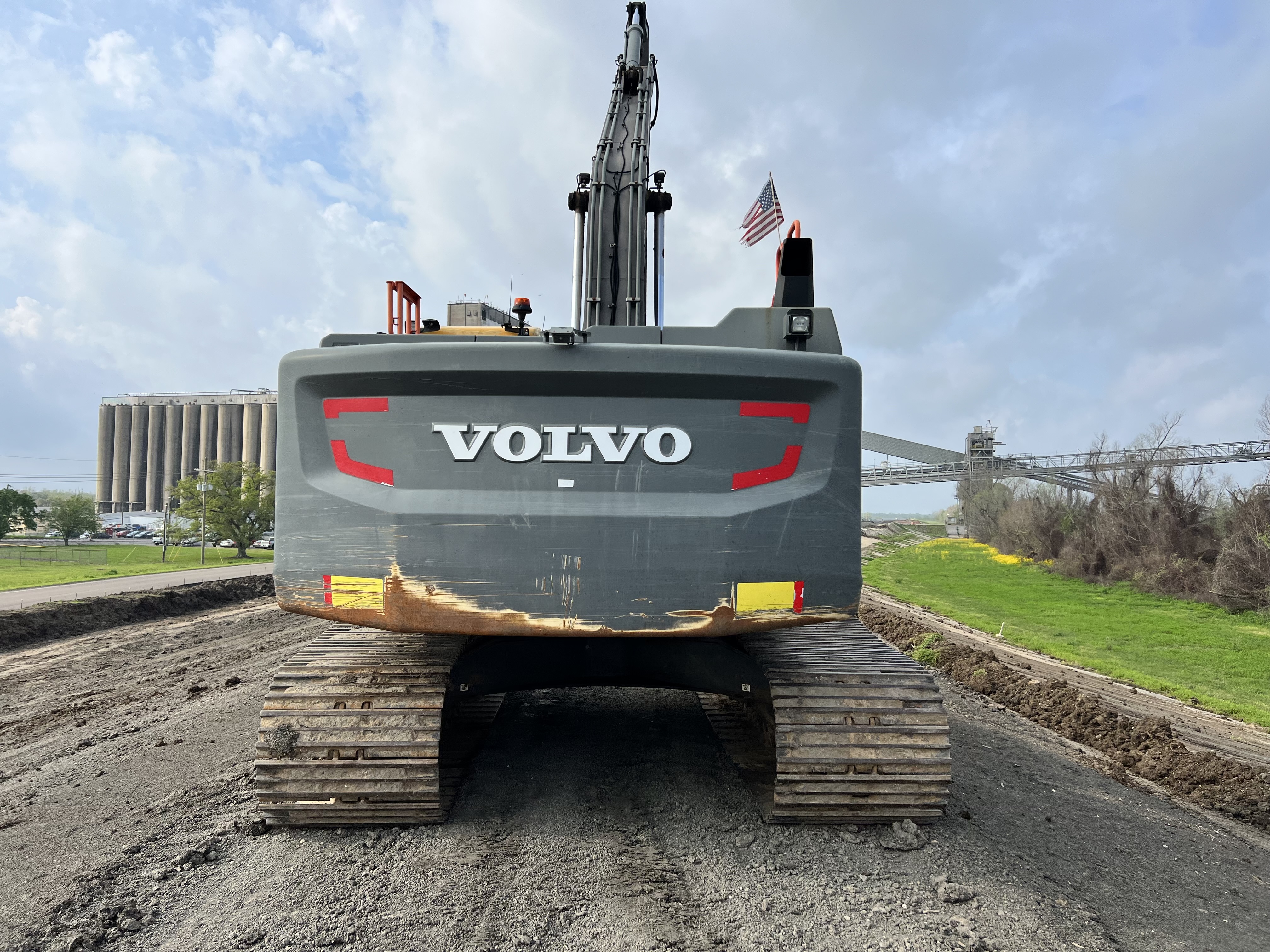 2018 VOLVO EC300ELR - view 8 of 44