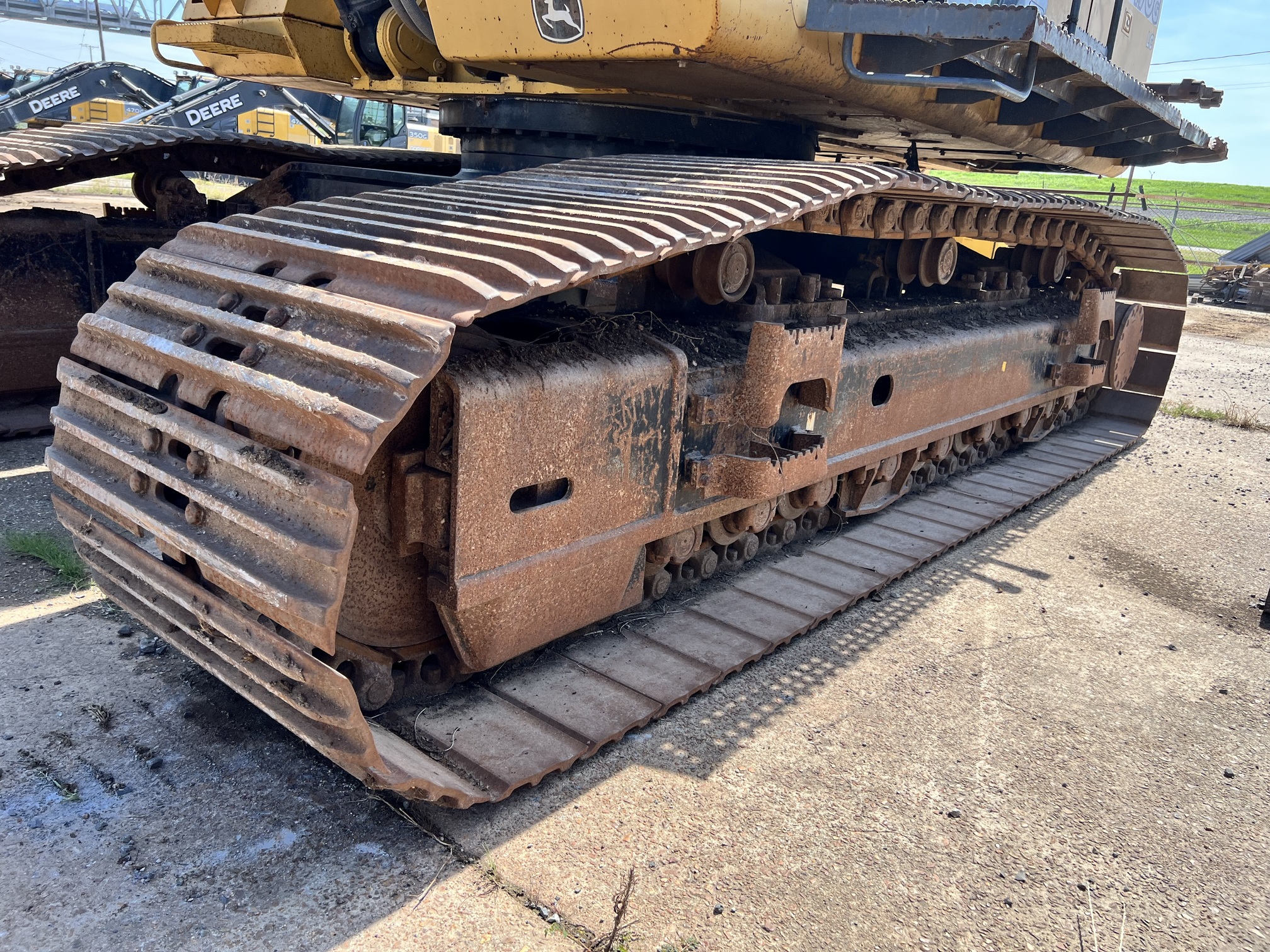 2012 DEERE 470G LC - Image 26