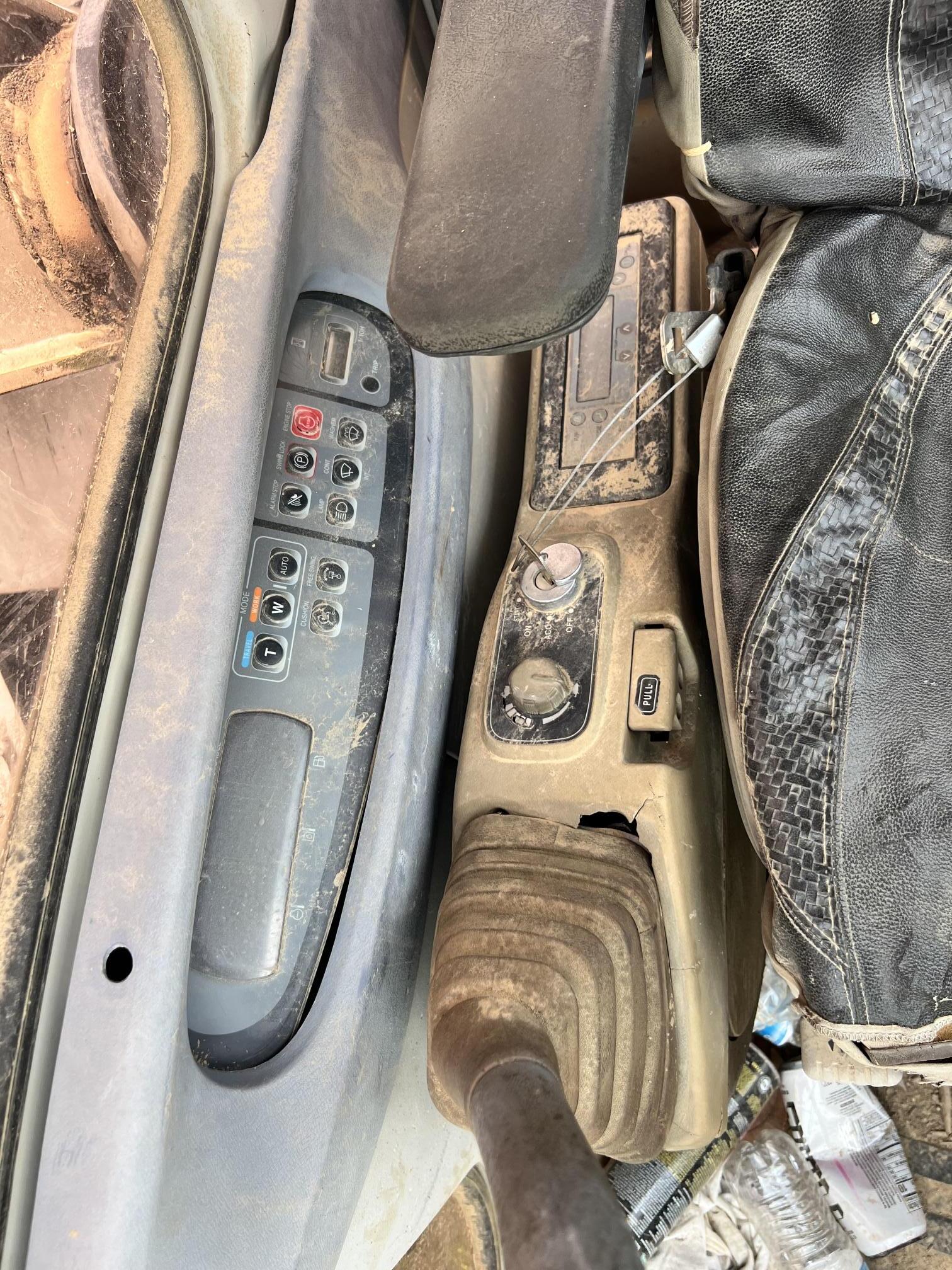 2002 LINK-BELT 210LX - Image 28