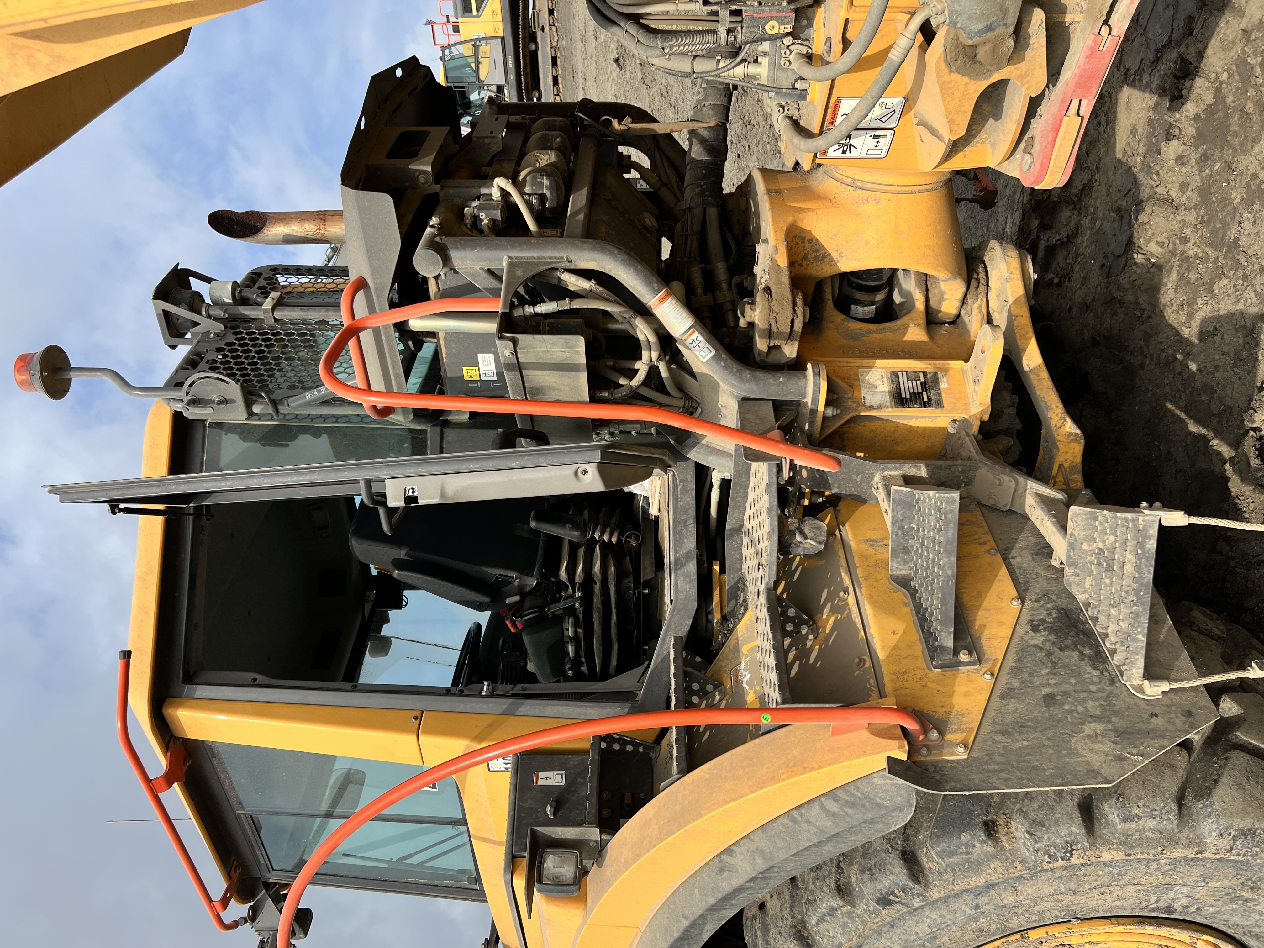 2020 VOLVO A25G - view 12 of 39