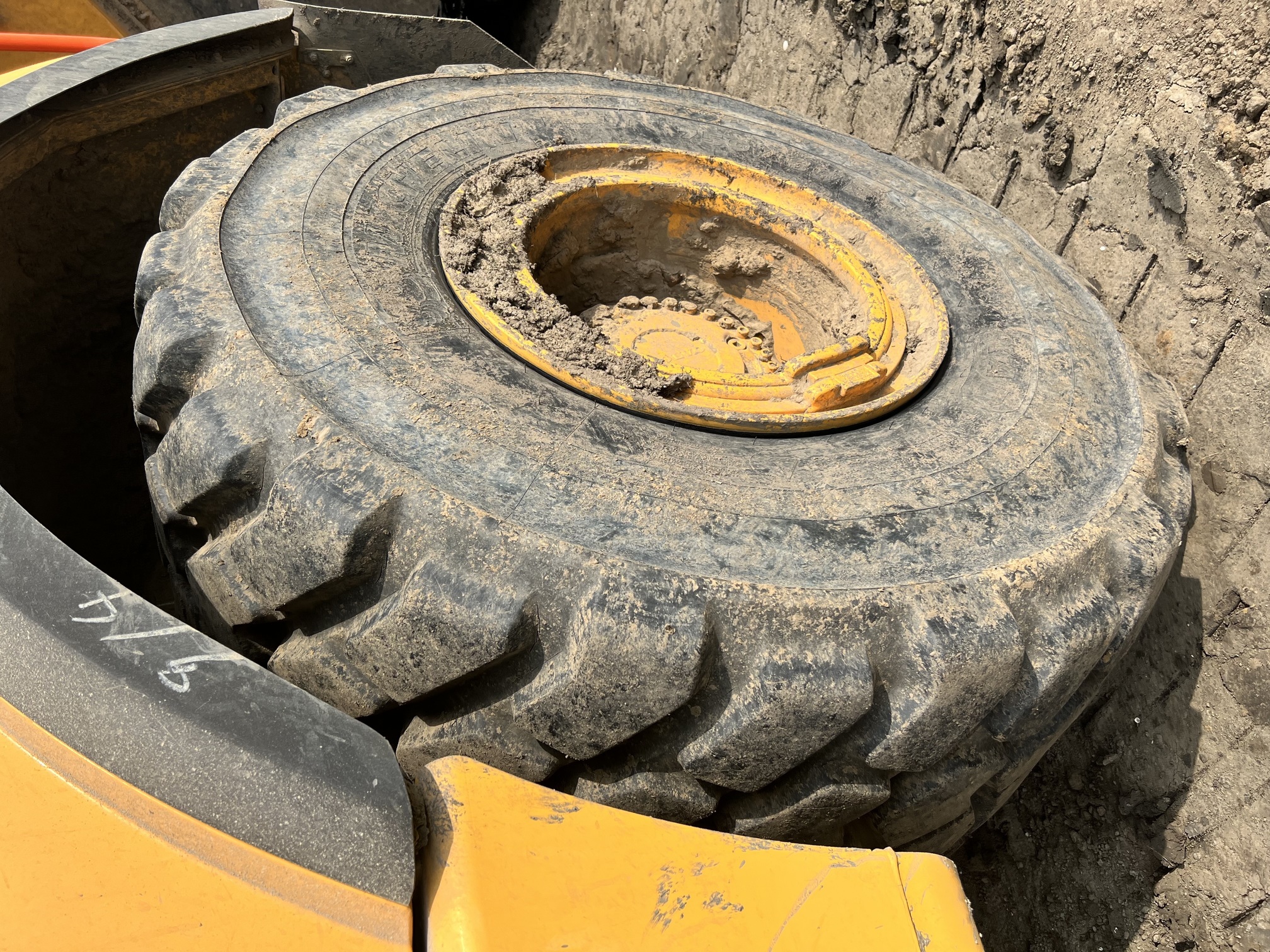 2020 VOLVO A25G - Image 27