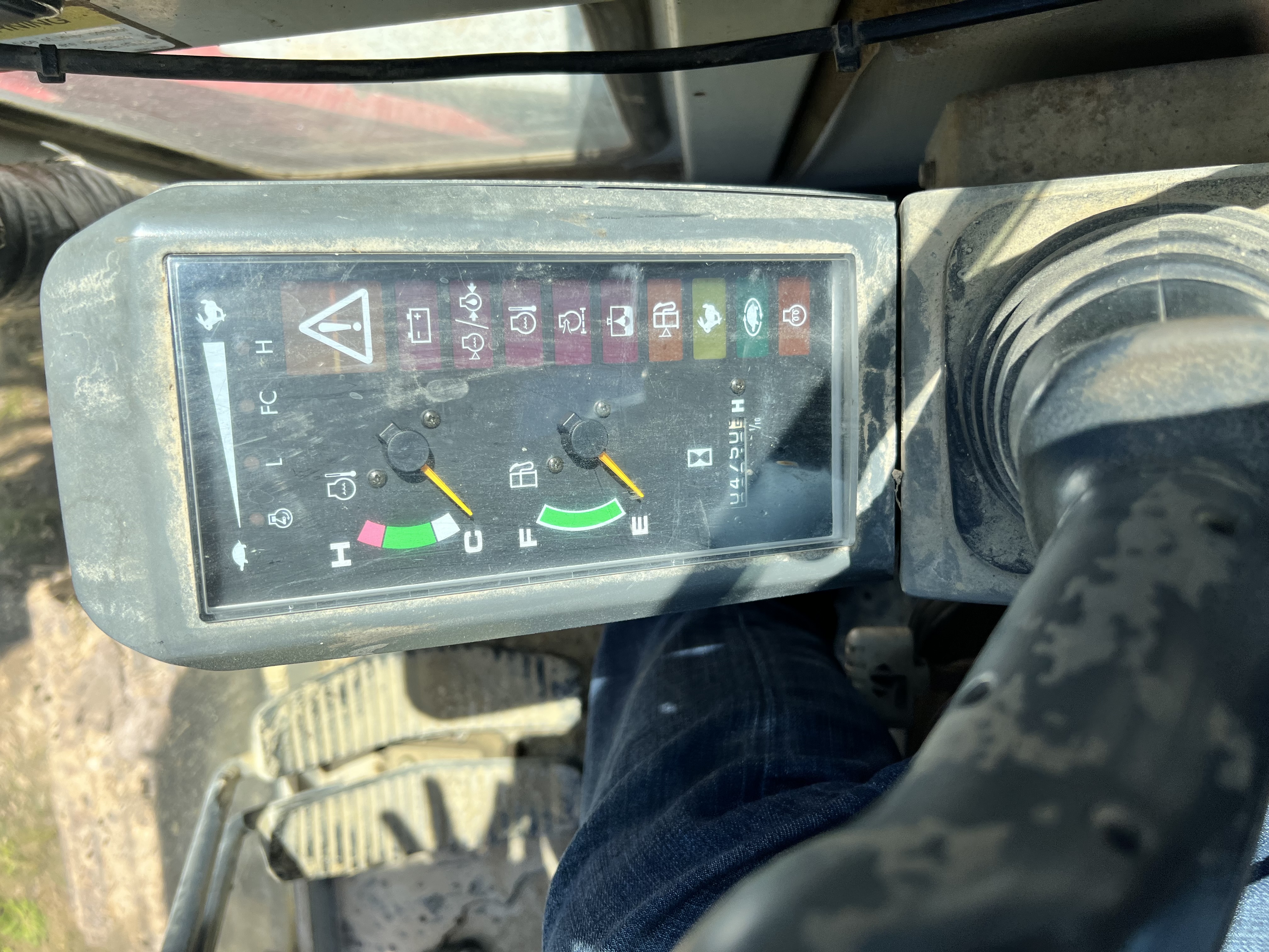 2003 TAKEUCHI TB175 - Image 43