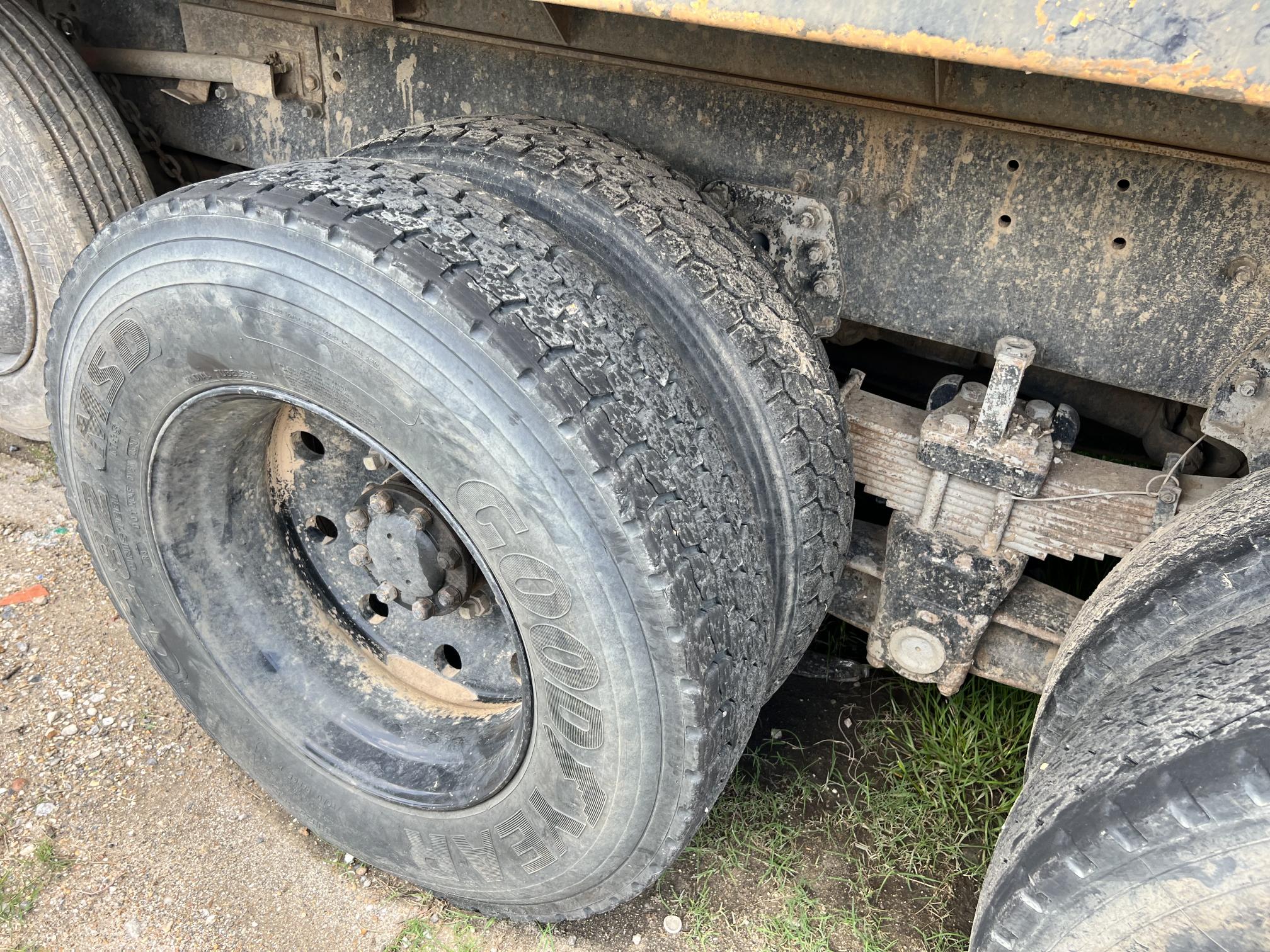 1994 WHITE/GMC AutoCar - Image 11