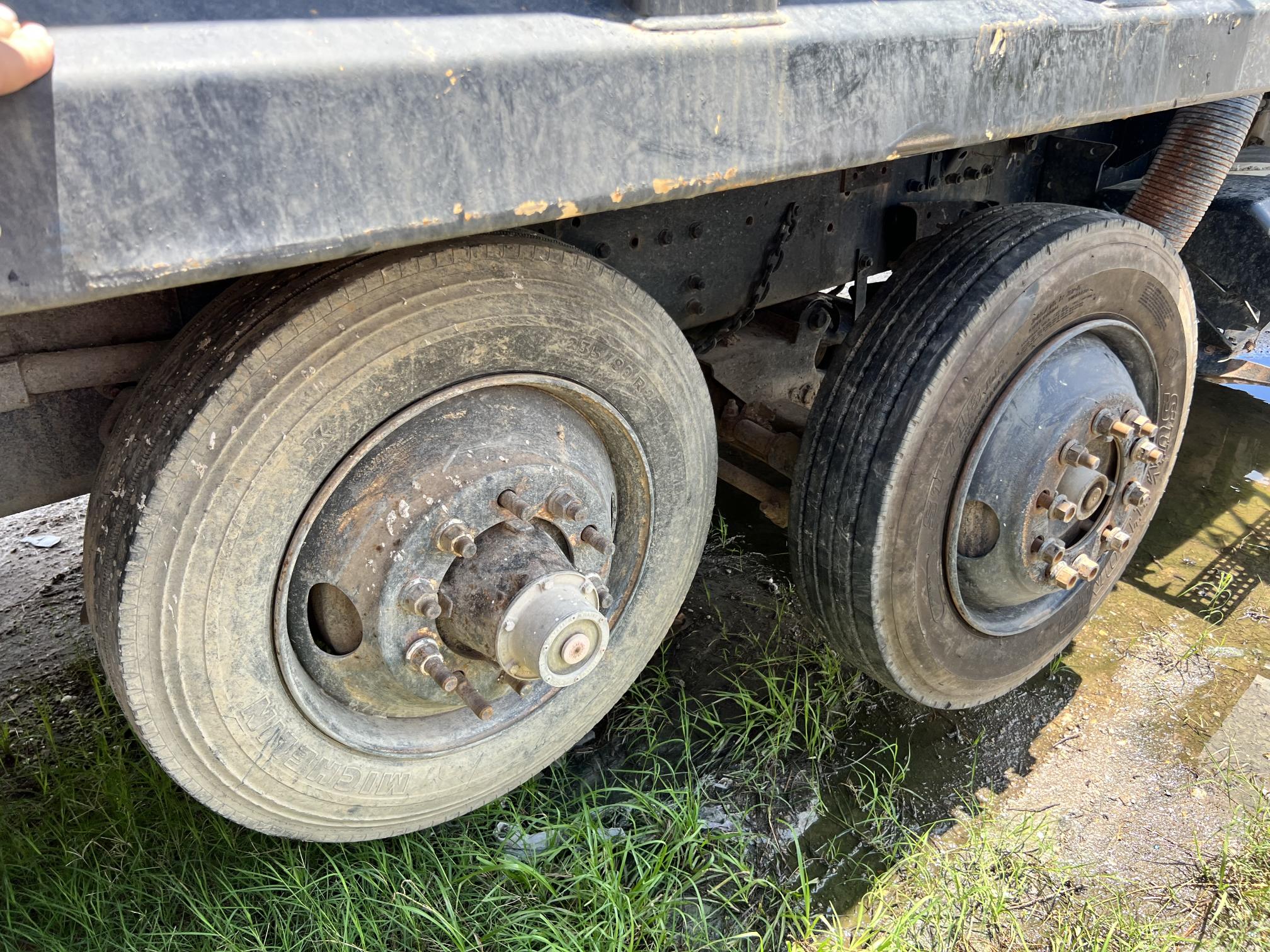 1994 WHITE/GMC AutoCar - view 15 of 16