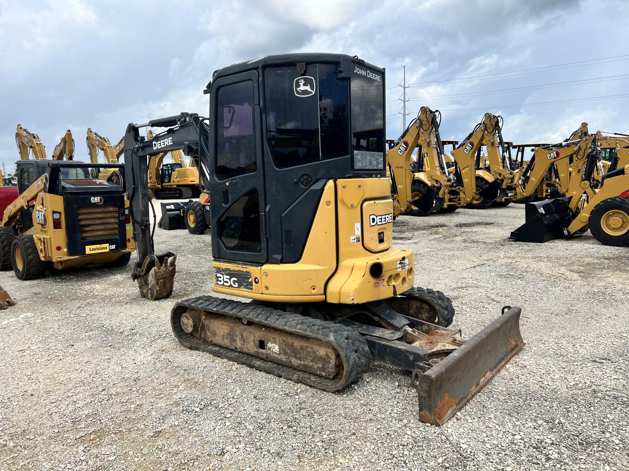 2017 DEERE 35G - Image 8