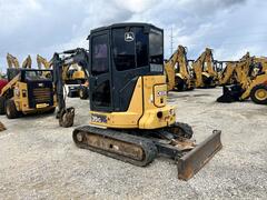 2017 DEERE 35G - Image 8