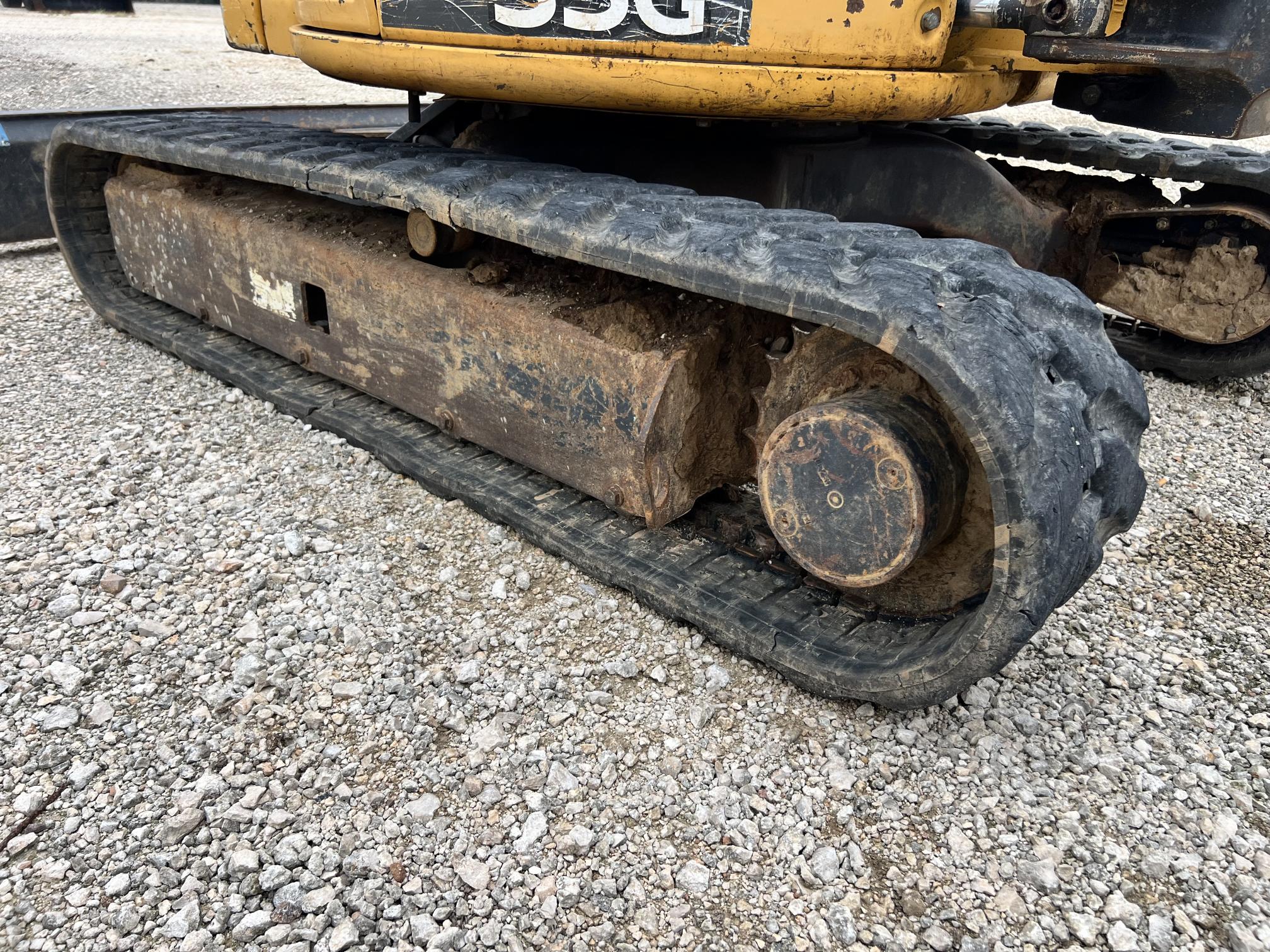 2017 DEERE 35G - Image 14