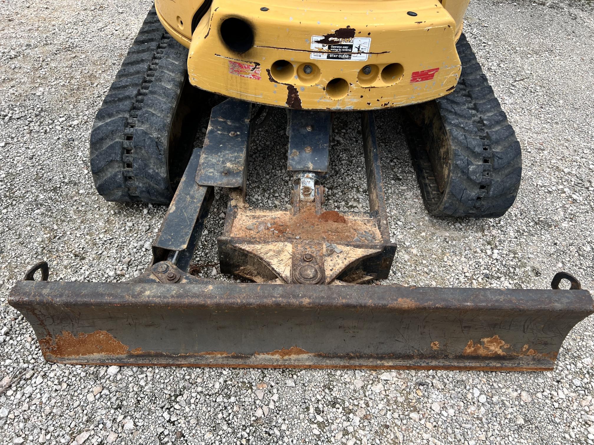 2017 DEERE 35G - view 18 of 31