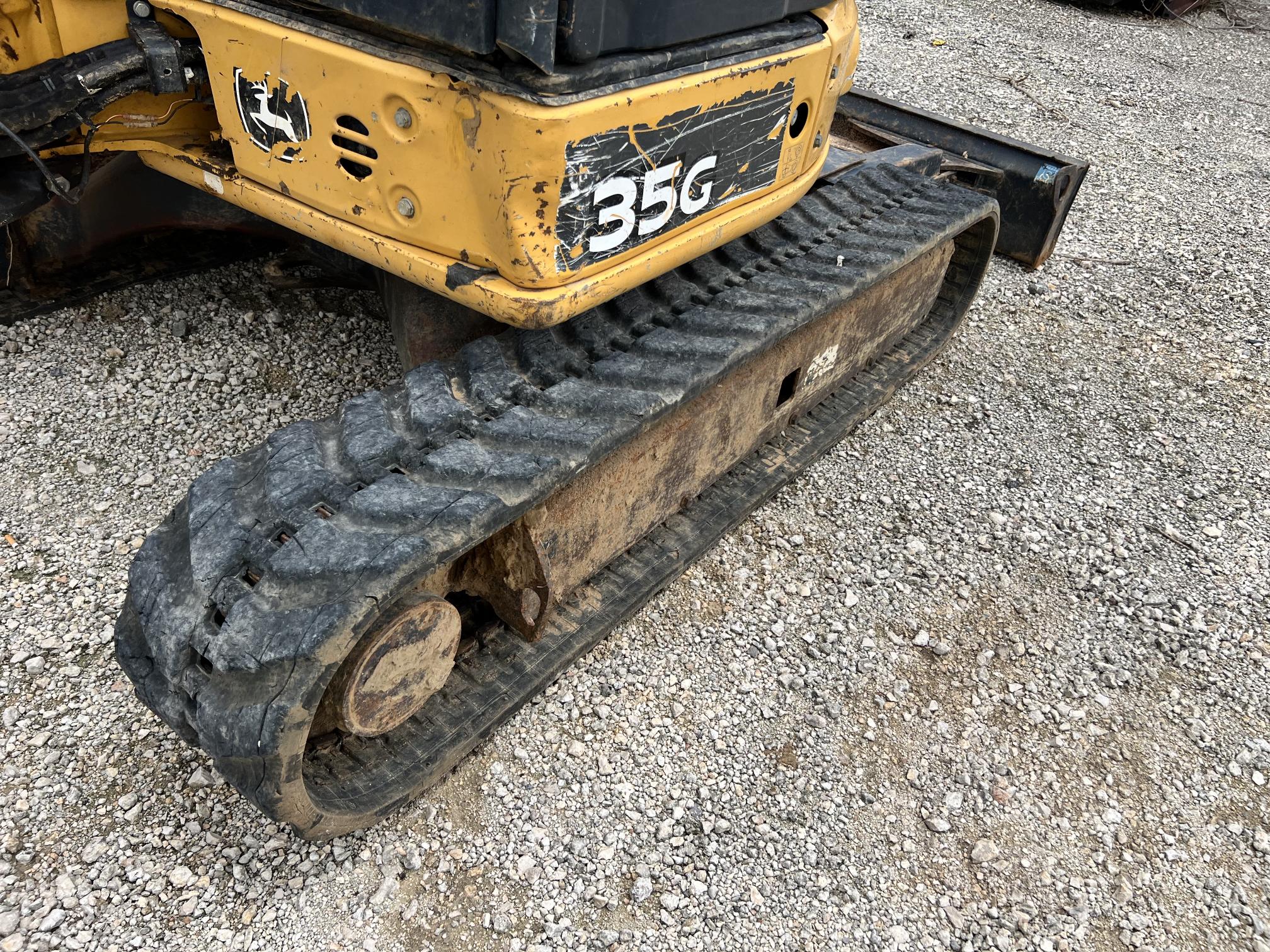 2017 DEERE 35G - Image 21