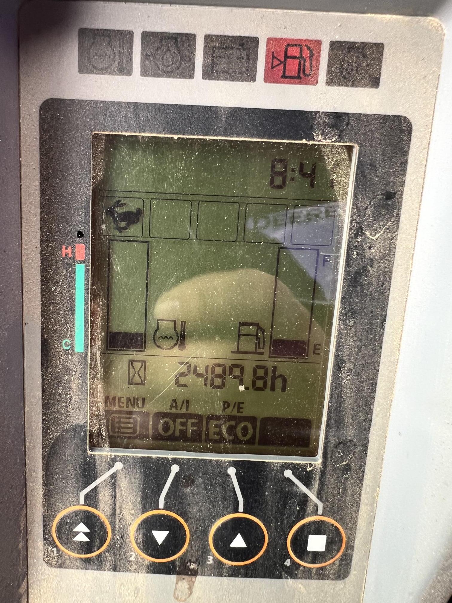 2017 DEERE 35G - Image 27