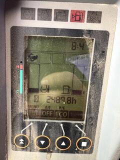 2017 DEERE 35G - Image 27