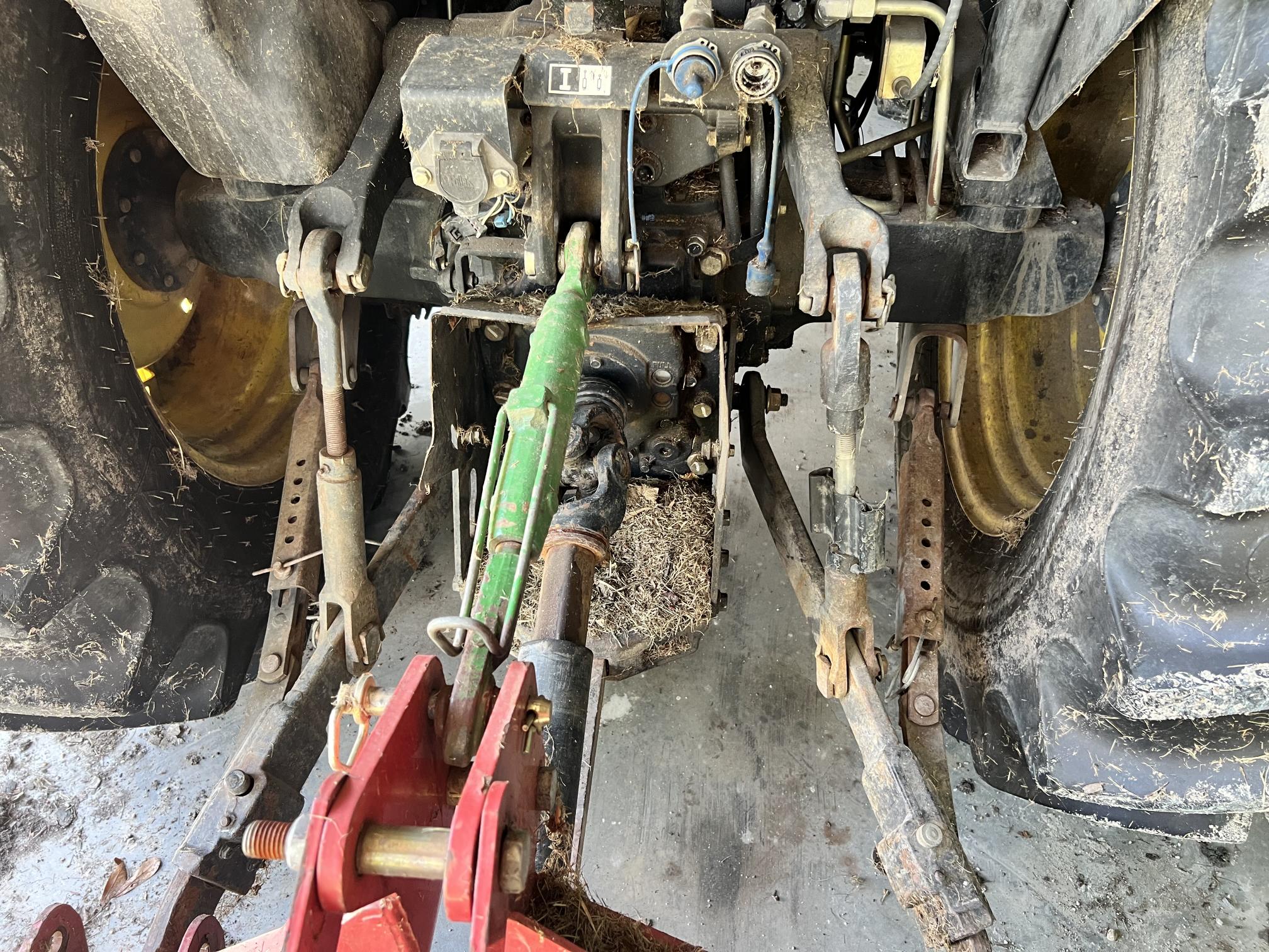 2015 JOHN DEERE 5101E - Image 31