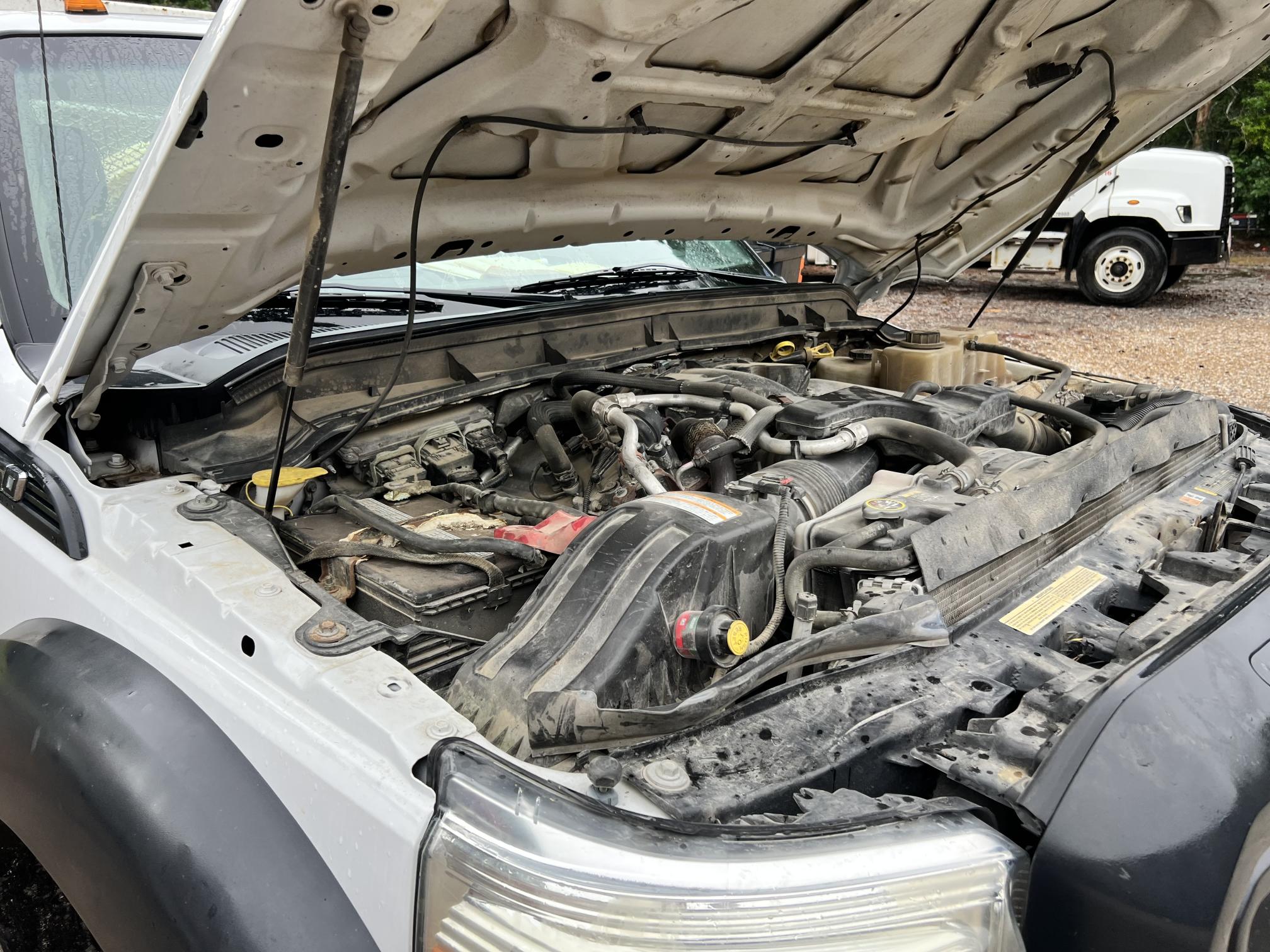 2013 FORD F450 - Image 25