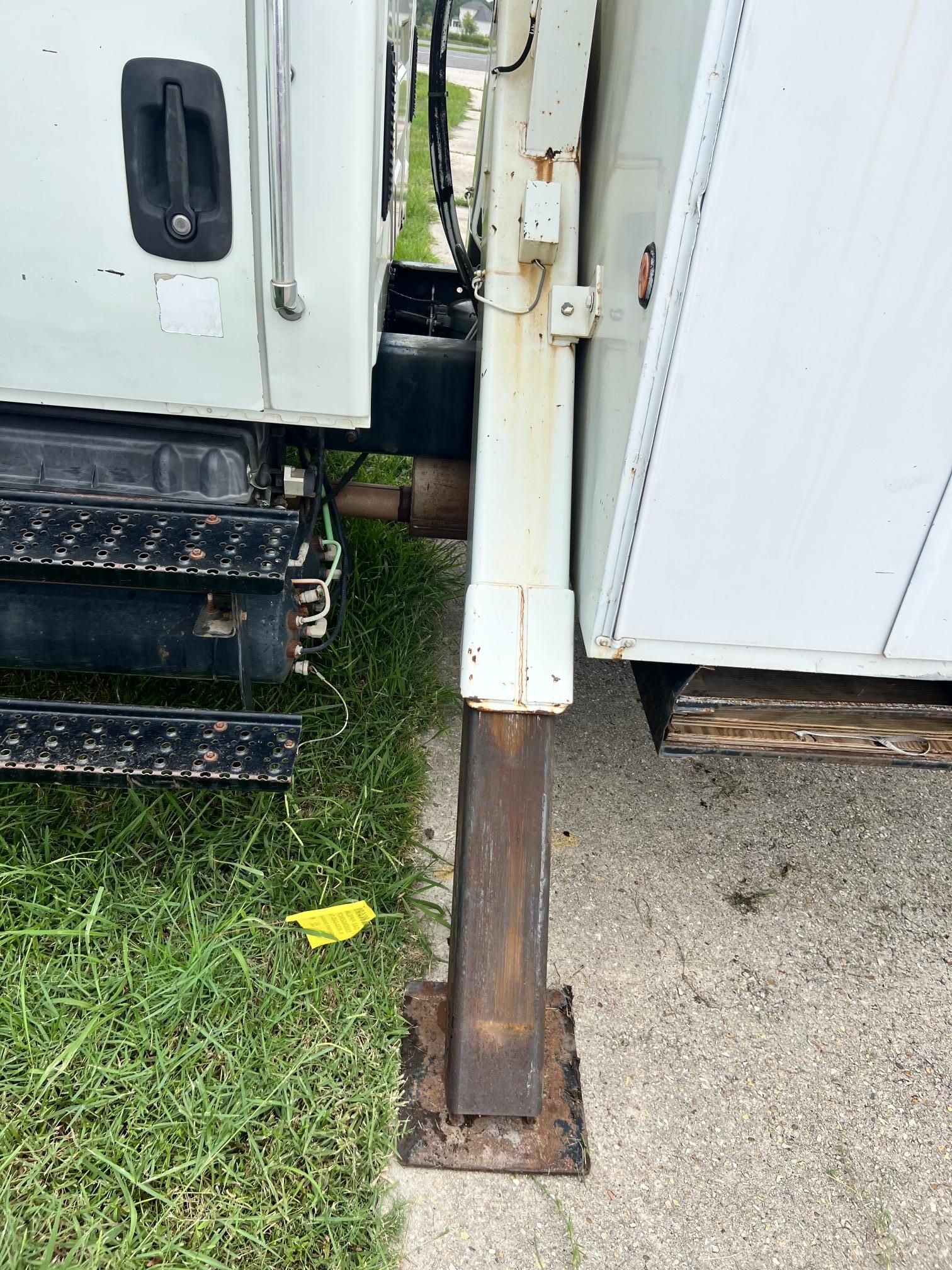 2007 INTERNATIONAL 4300 - Image 21