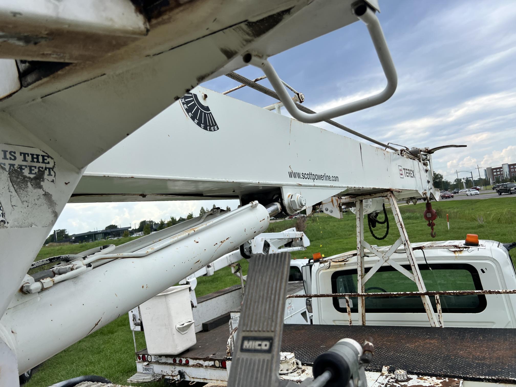 2007 INTERNATIONAL 4300 - Image 16