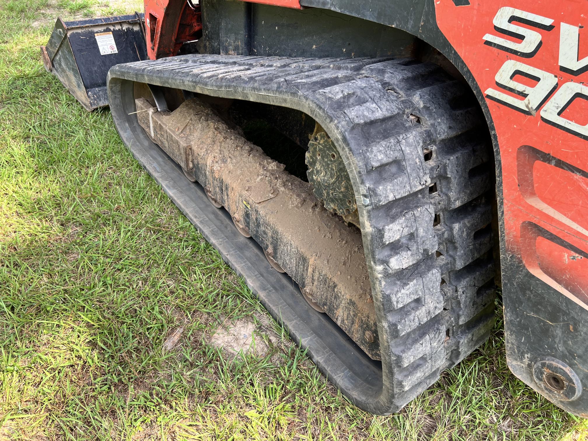 2013 KUBOTA SVL90-2 - view 12 of 33