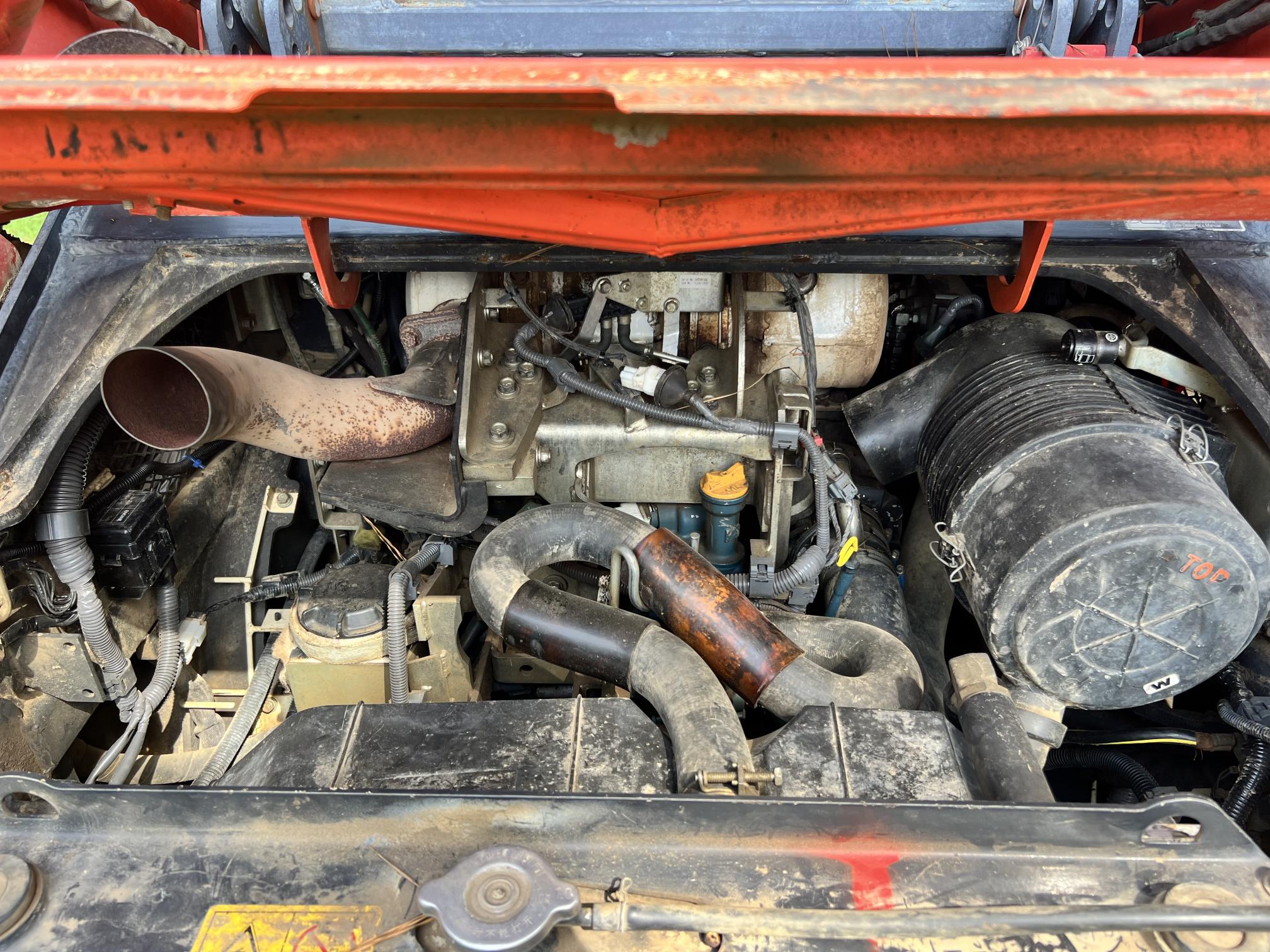 2013 KUBOTA SVL90-2 - view 17 of 33