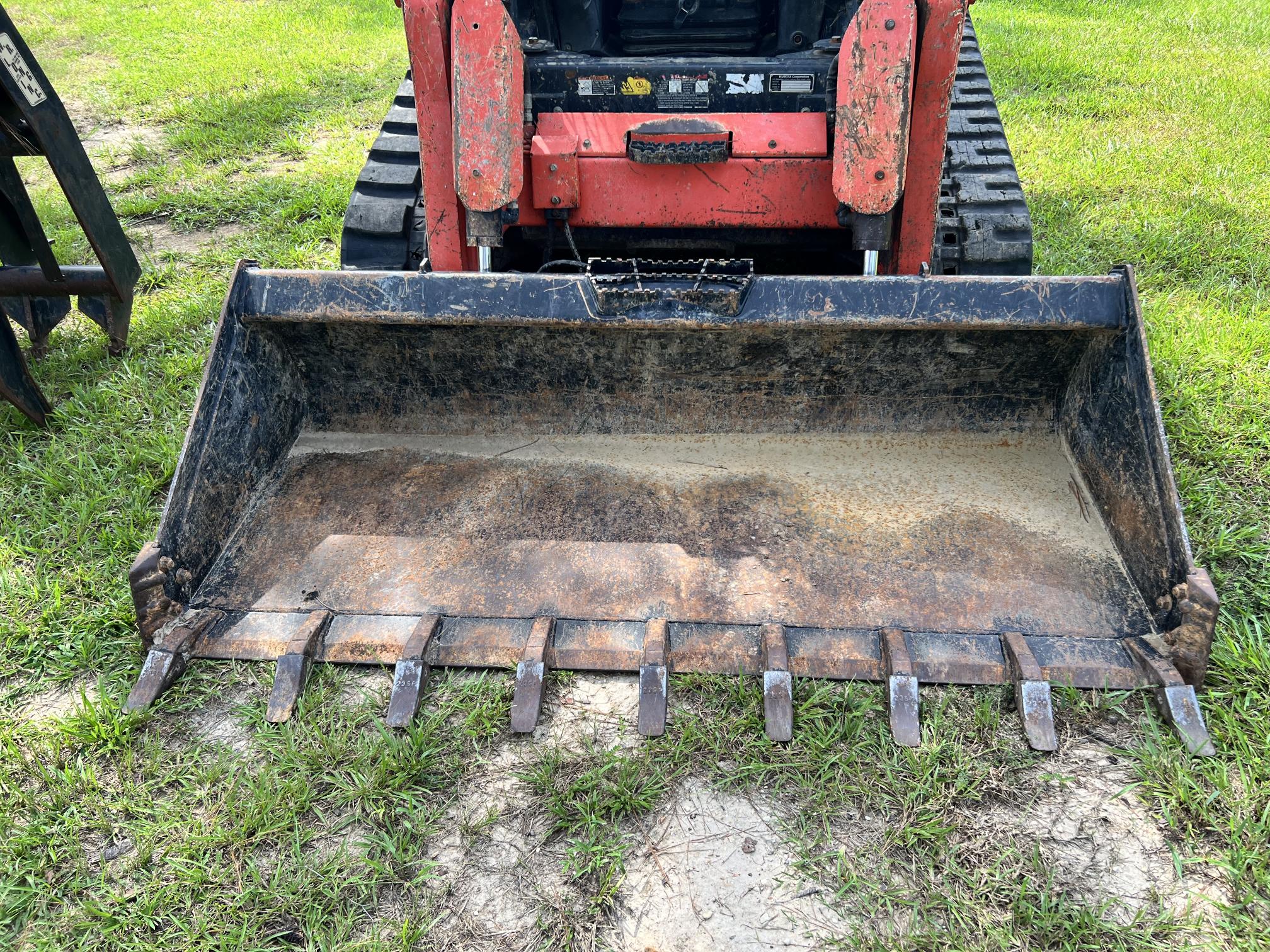 2013 KUBOTA SVL90-2 - Image 19