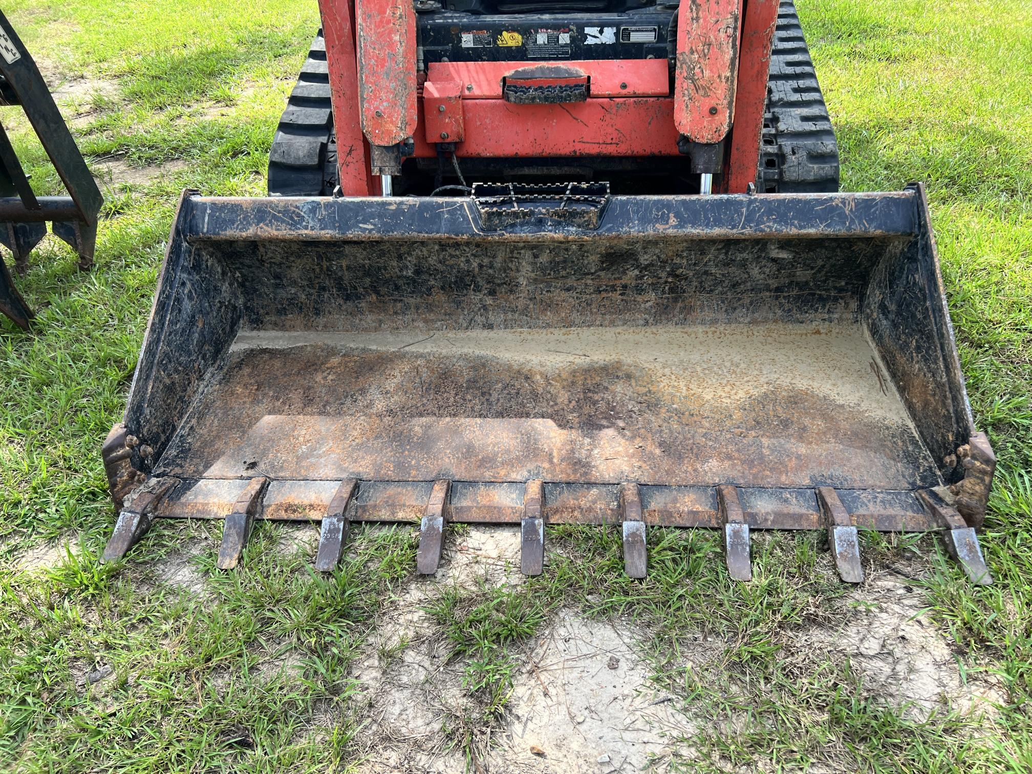 2013 KUBOTA SVL90-2 - Image 20