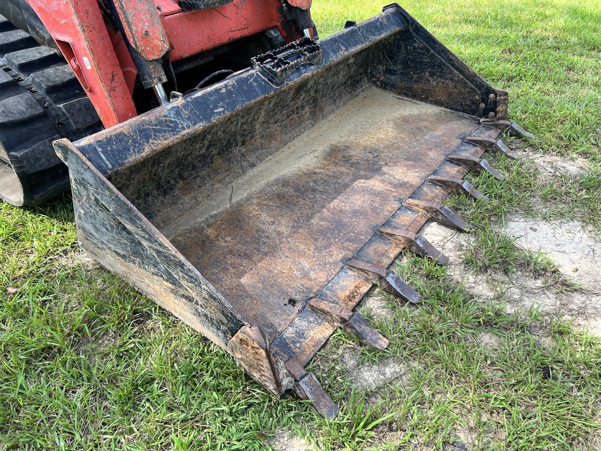 2013 KUBOTA SVL90-2 - Image 21