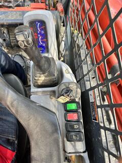 2013 KUBOTA SVL90-2 - Image 24