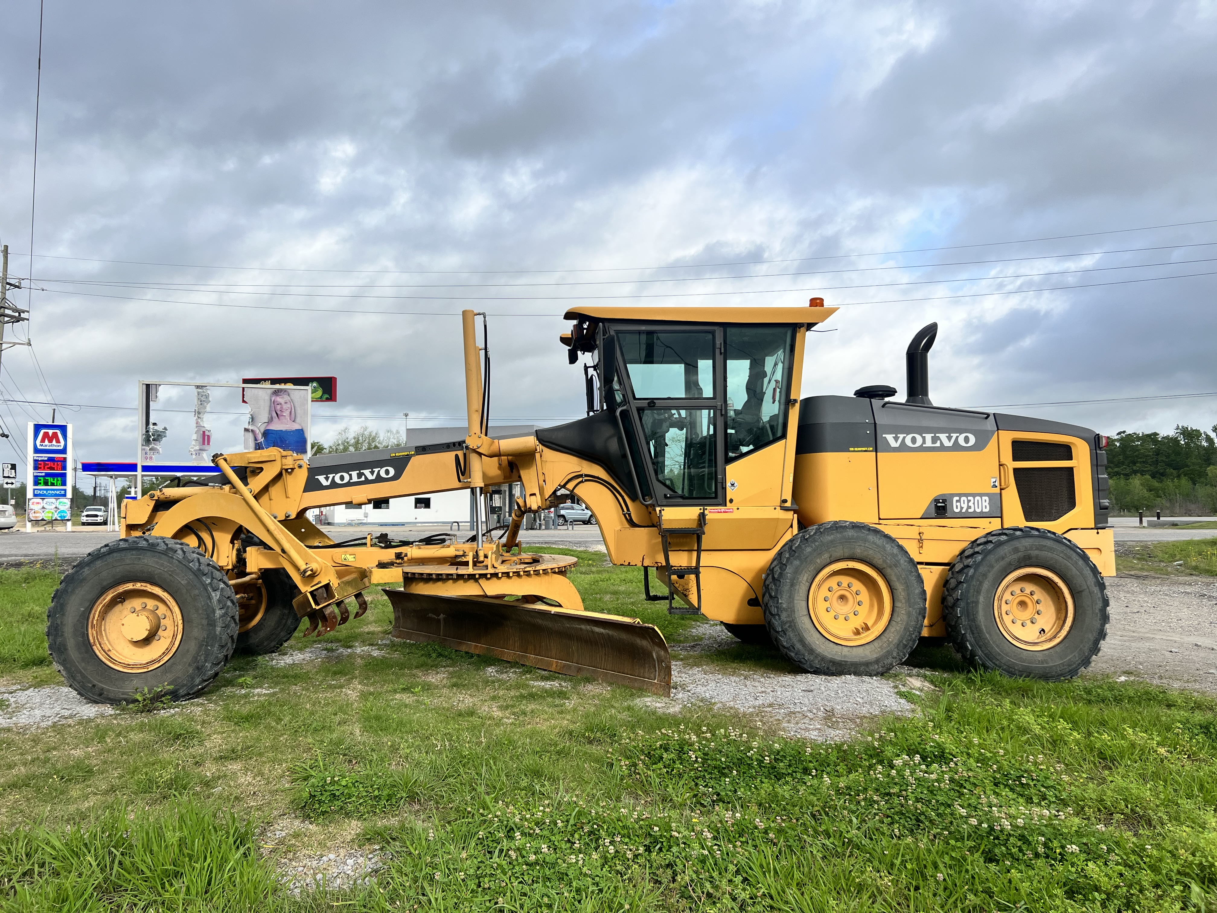 2013 VOLVO G930B - Image 2