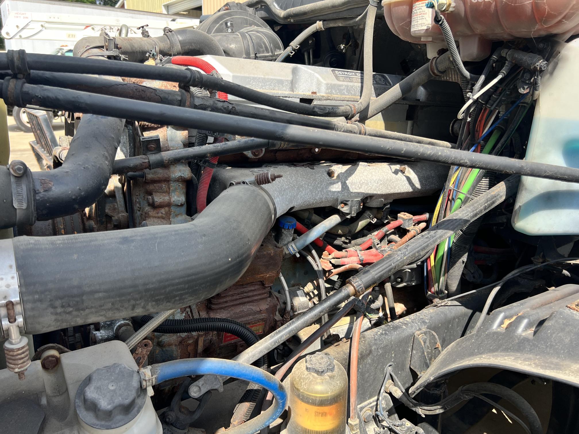 2016 FREIGHTLINER CL120 Glider - Image 19