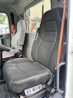 2016 FREIGHTLINER CL120 Glider - Image 23