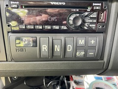 2019 VOLVO VNL860 - Image 35