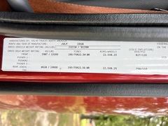 2019 VOLVO VNL860 - Image 32