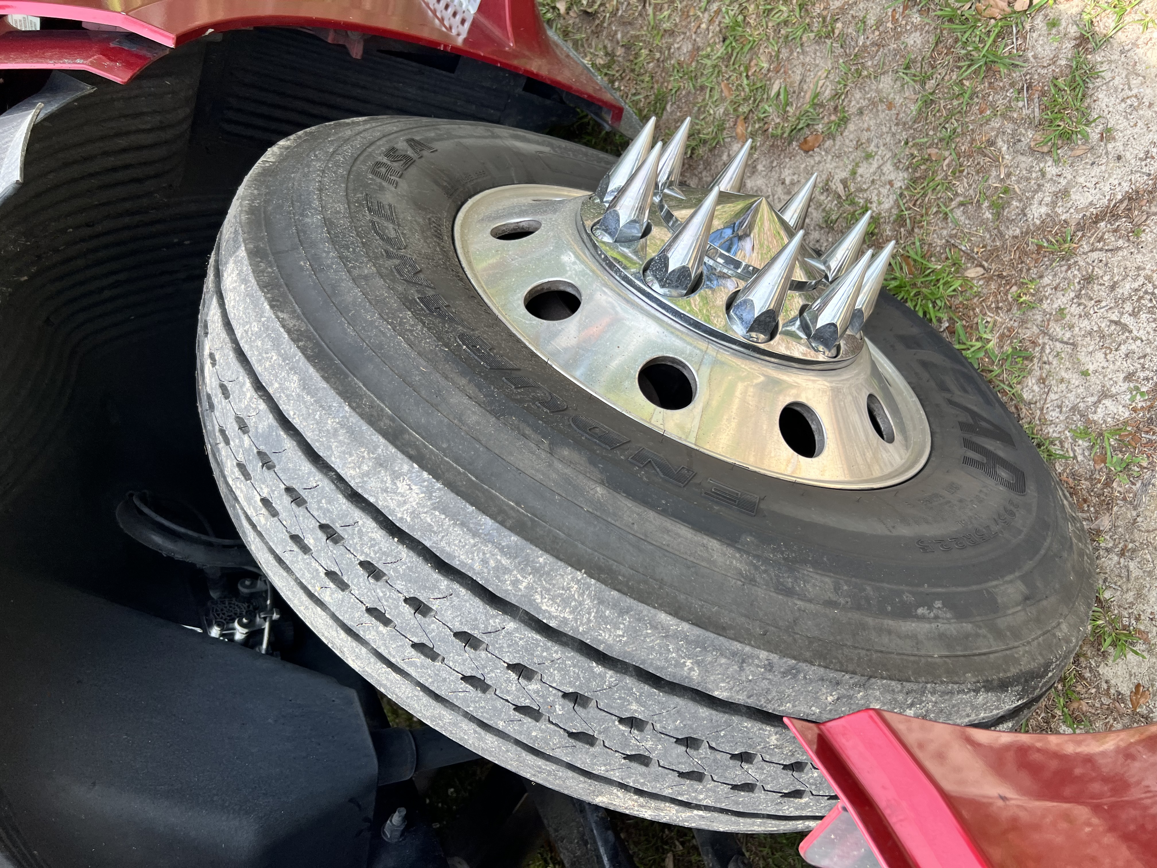 2019 VOLVO VNL860 - Image 28