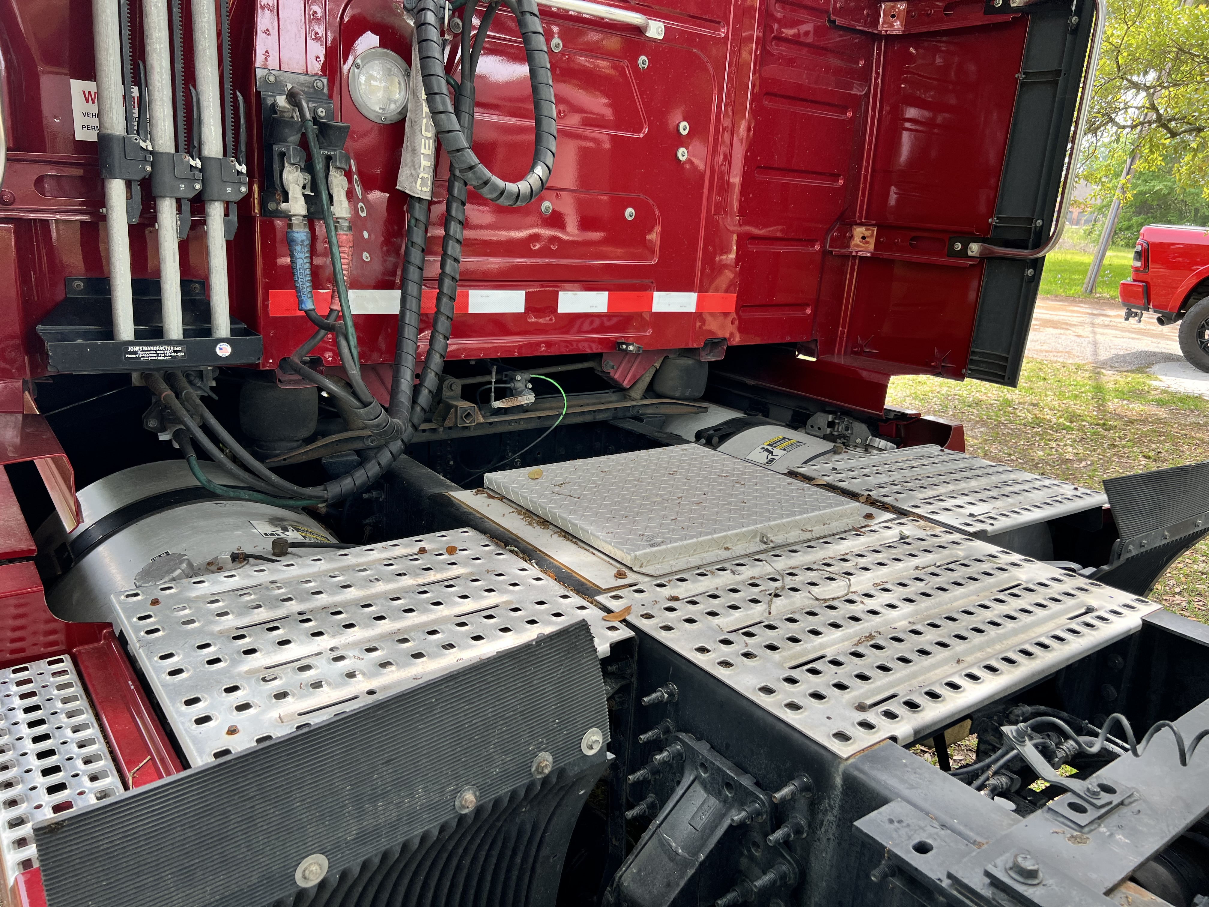 2019 VOLVO VNL860 - Image 13