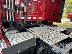 2019 VOLVO VNL860 - Image 13