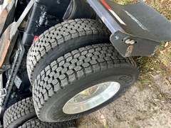 2019 VOLVO VNL860 - Image 19