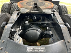 2019 VOLVO VNL860 - Image 18