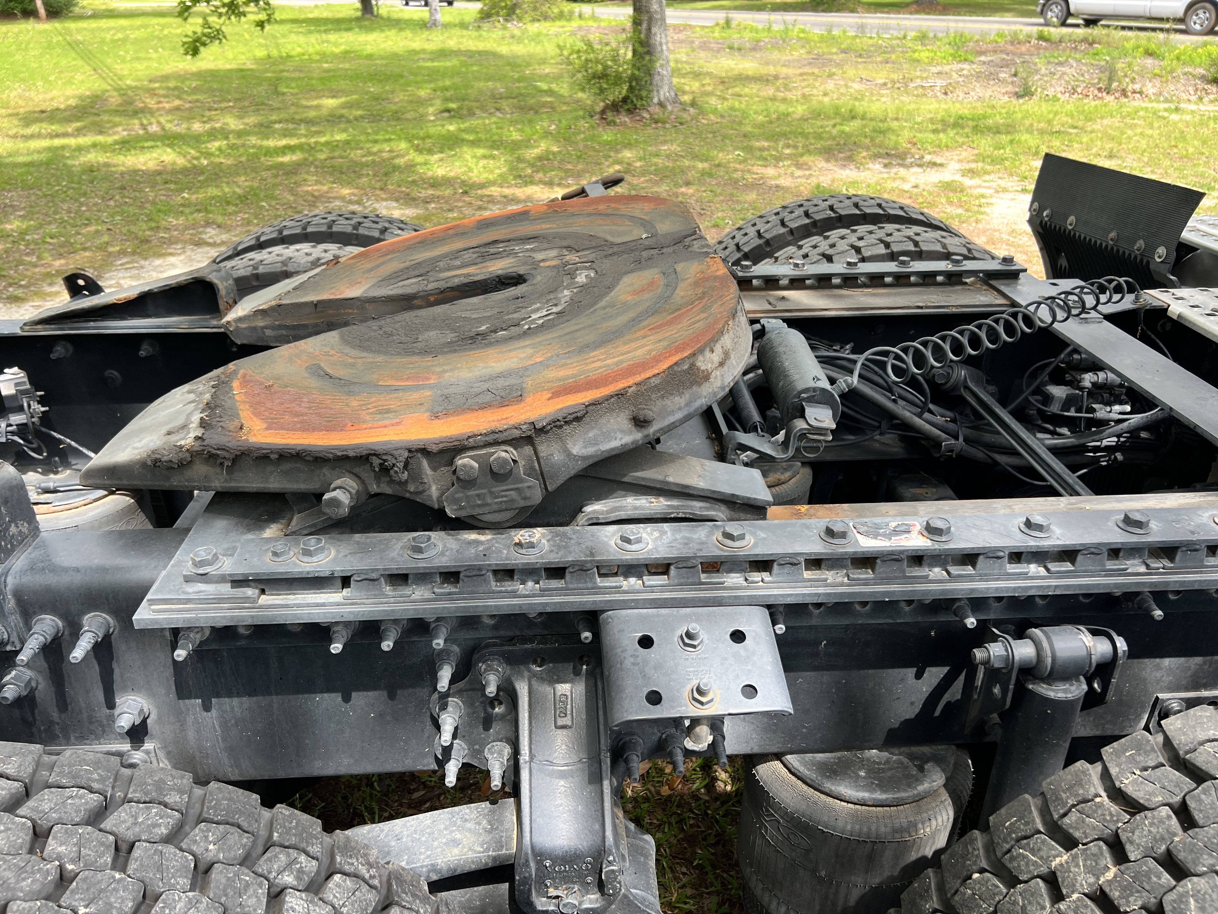 2019 VOLVO VNL860 - Image 15