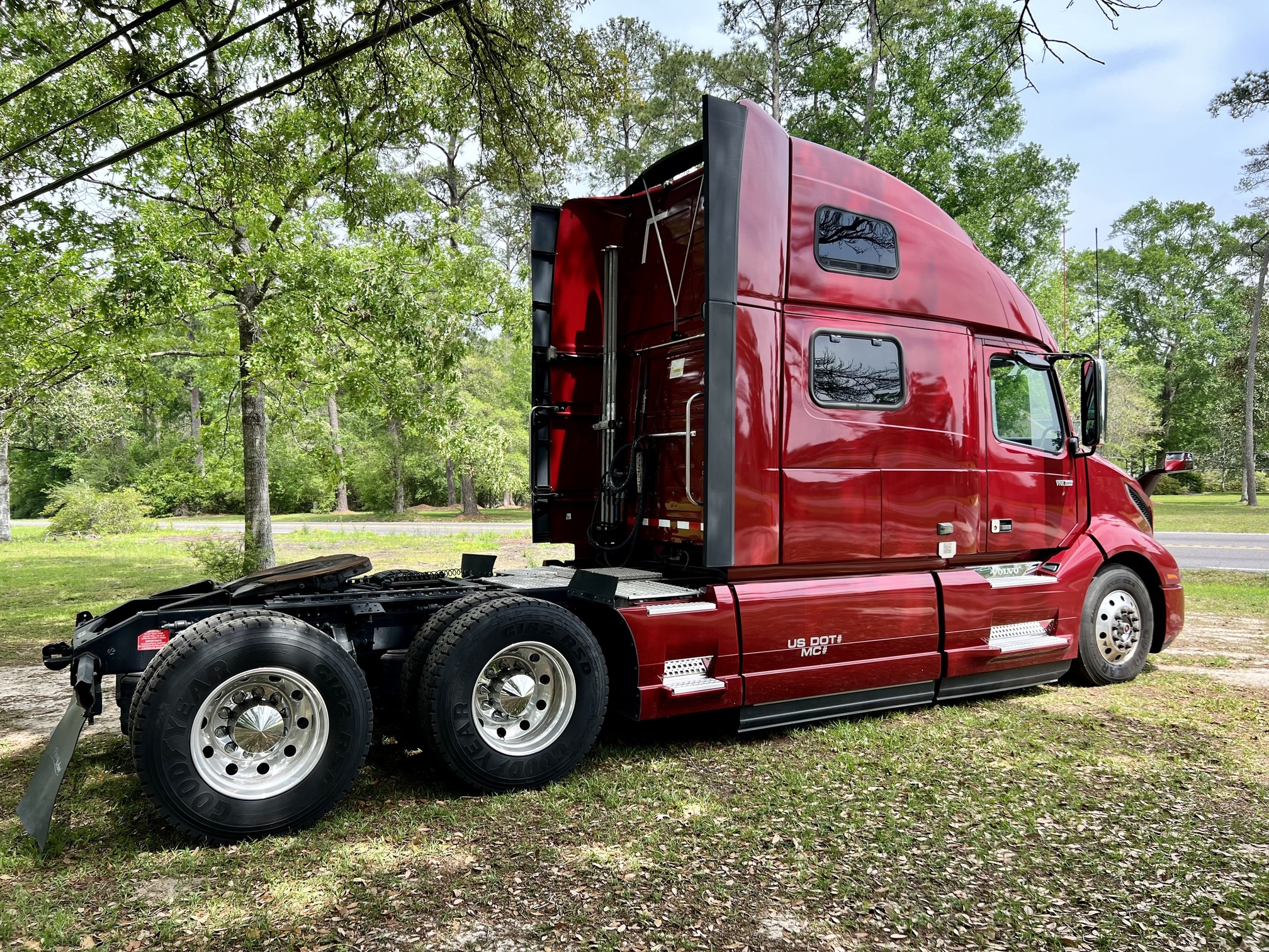 2019 VOLVO VNL860 - Image 7
