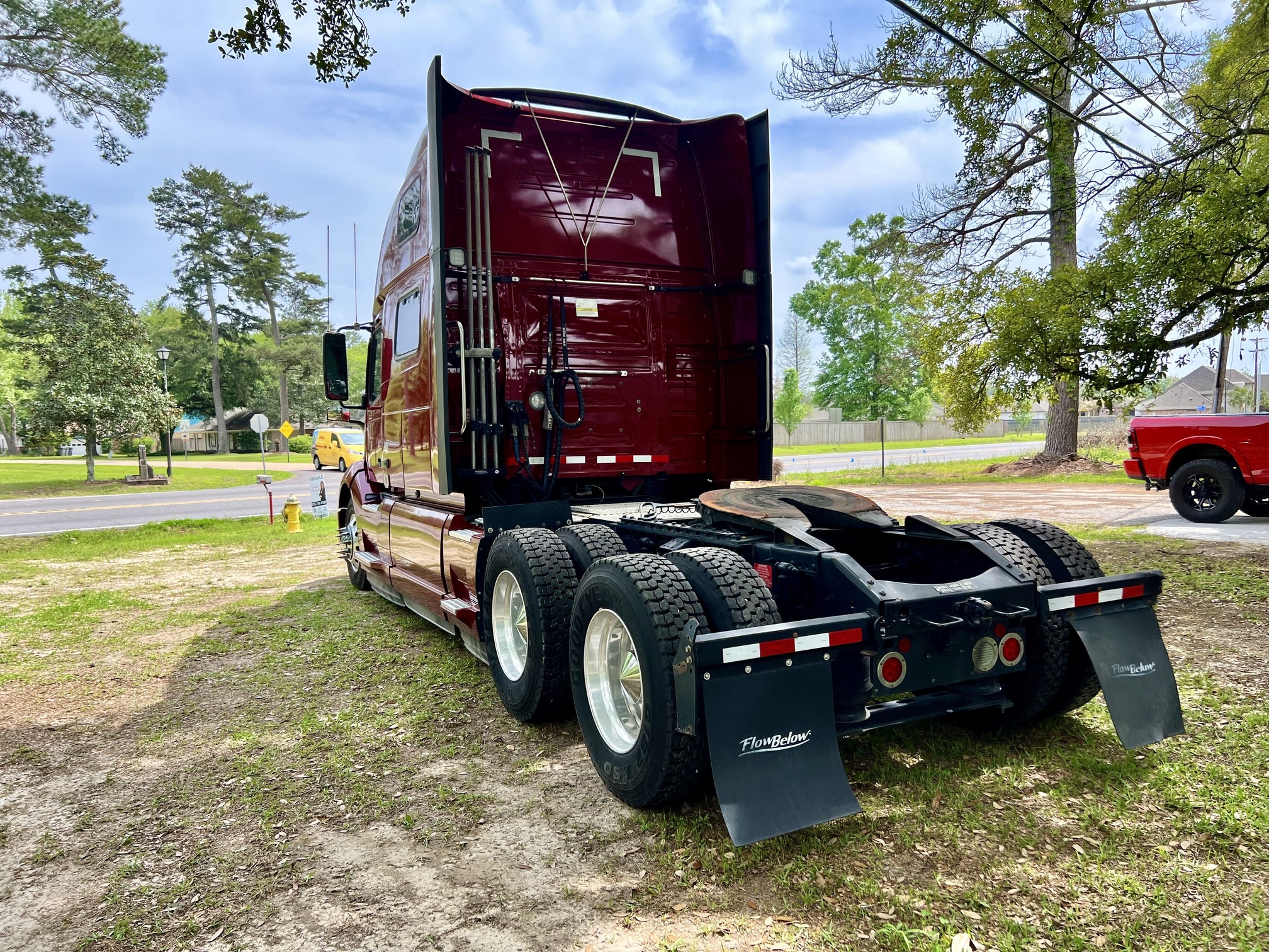 2019 VOLVO VNL860 - Image 8